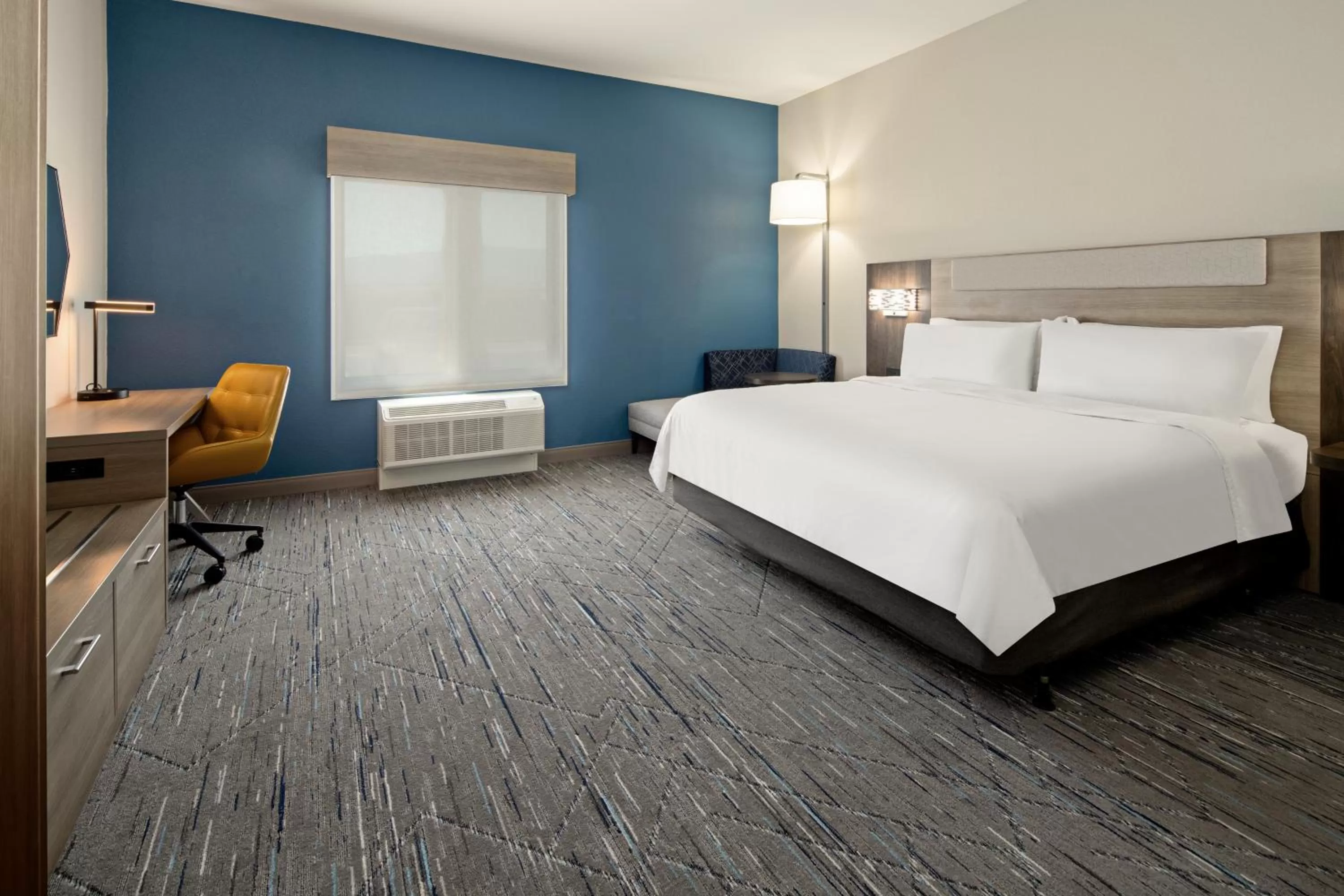 Standard King Room in Holiday Inn Express & Suites Palm Desert - Millennium by IHG