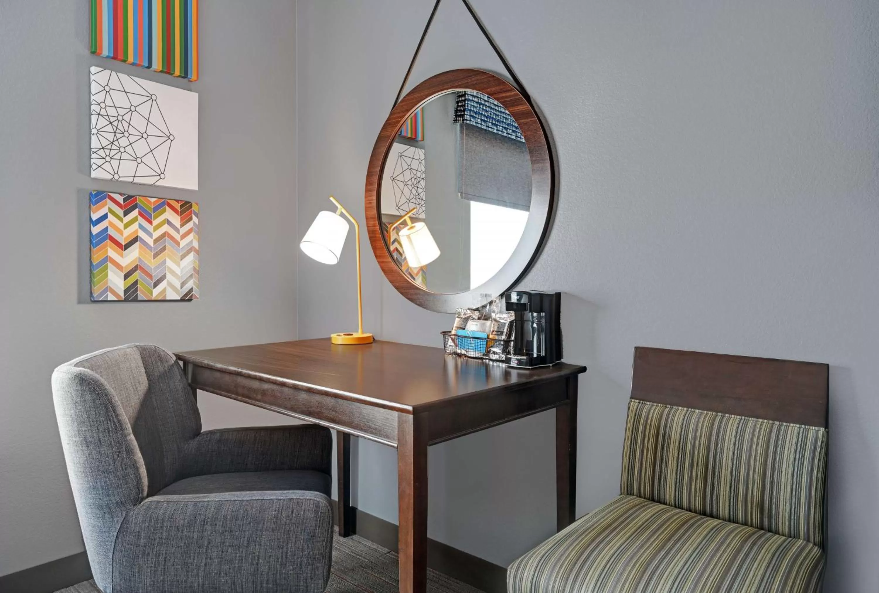 Queen Room - Non-Smoking in Hampton Inn Farmington