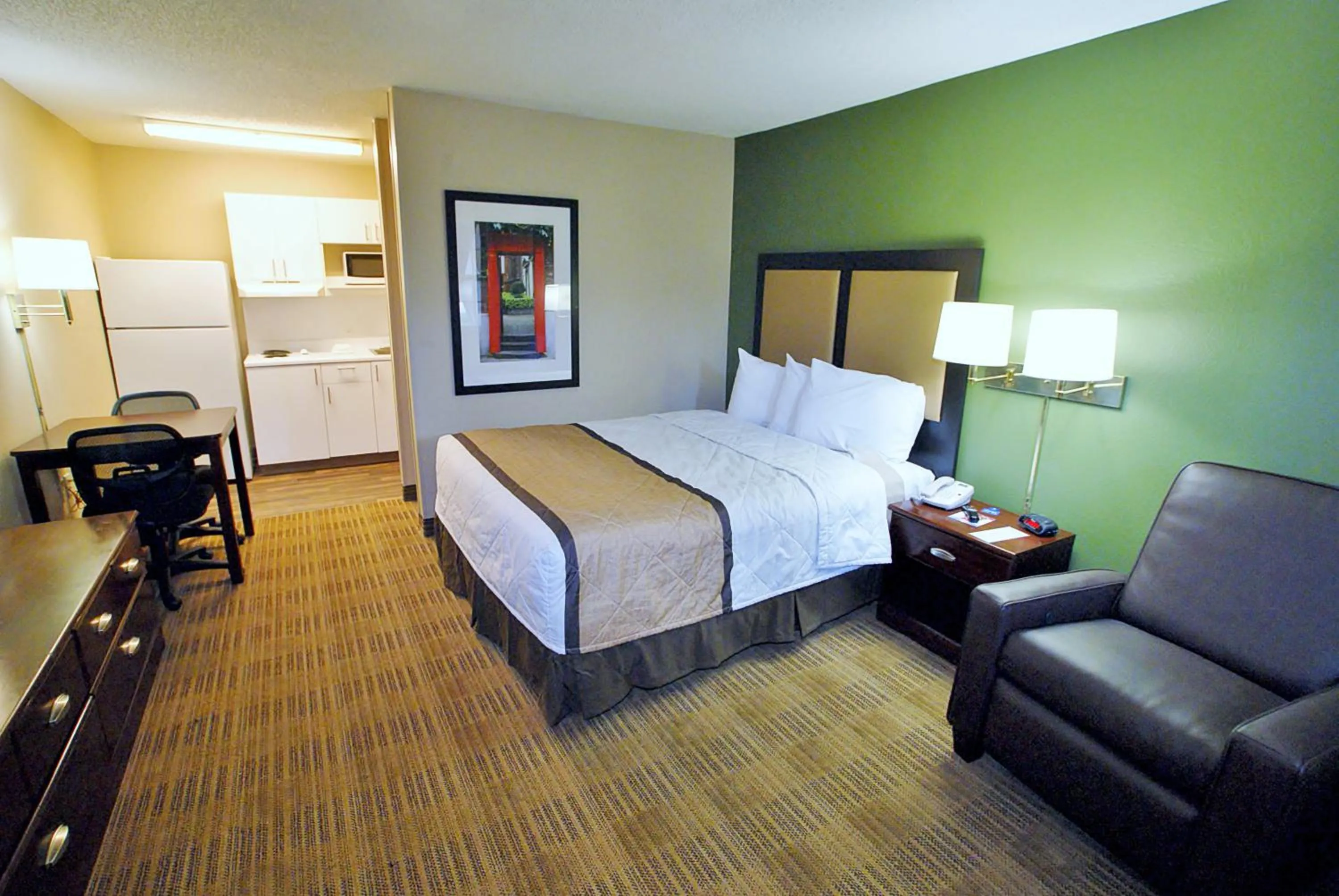Queen Studio - Non-Smoking in Extended Stay America Select Suites - Nashville - Airport