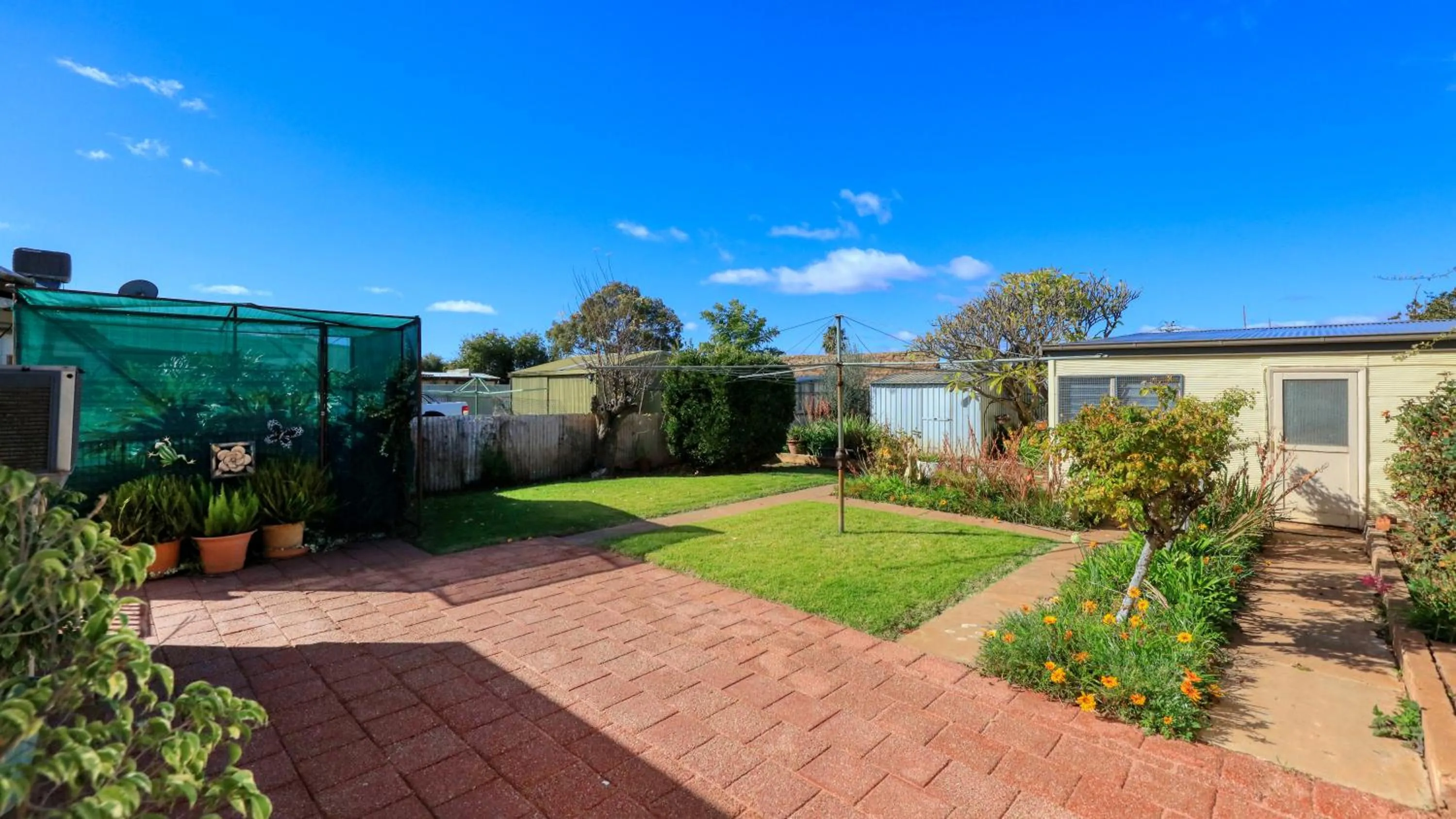 Holiday Home in Charles Rasp Motor Inn & Cottages