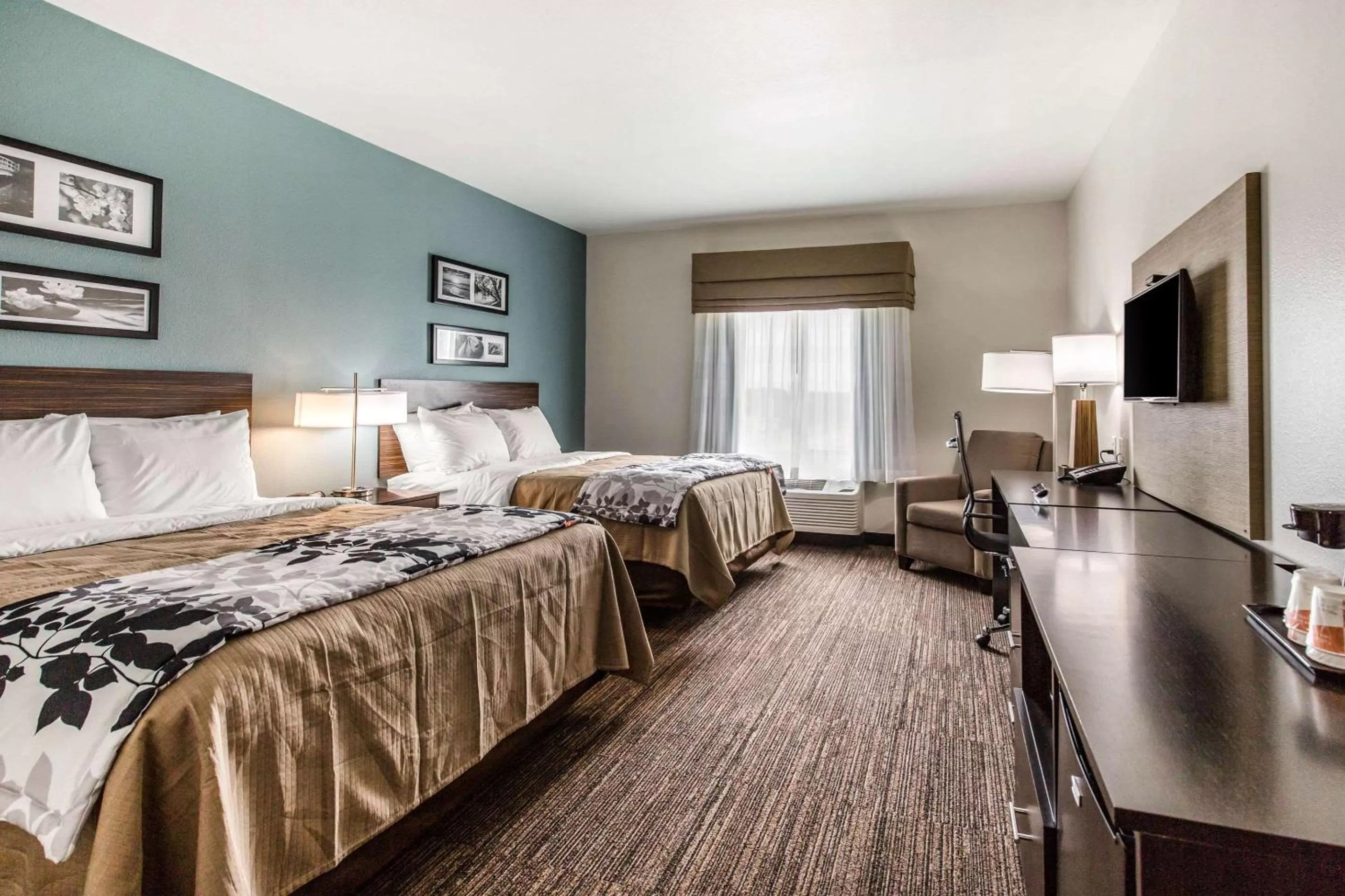 Queen Room with Two Queen Beds - Non-Smoking in Sleep Inn & Suites Bryan - College Station