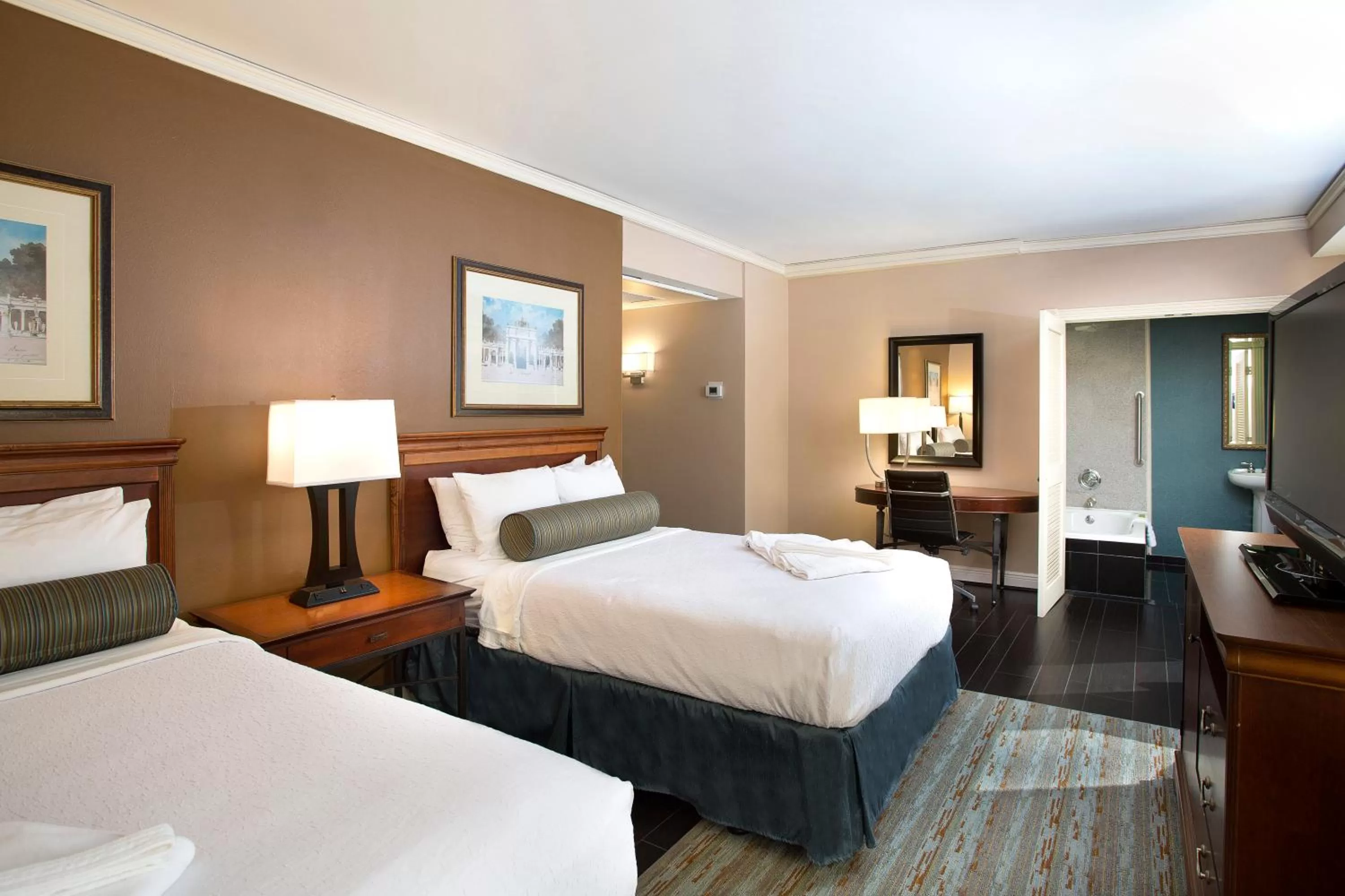 Deluxe Double Room with Two Double Beds in The Whitehall Houston