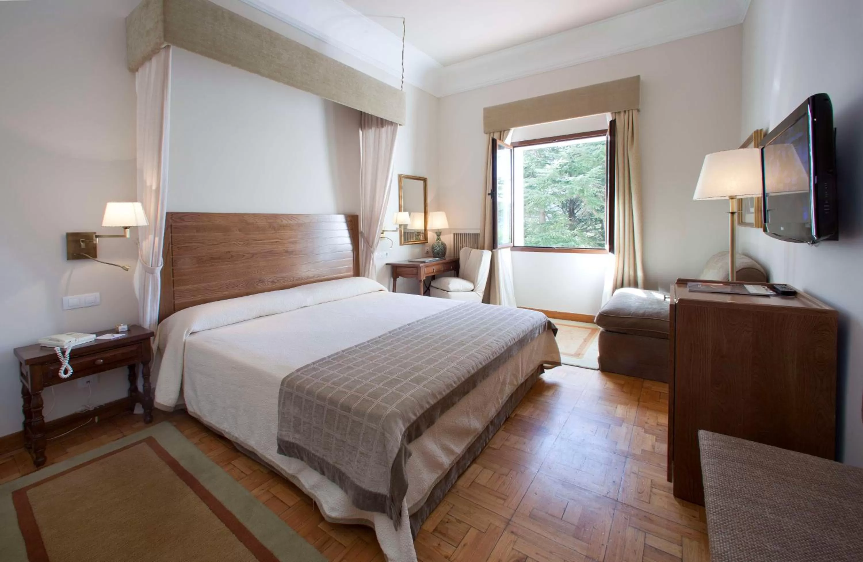 Superior Double Room in Parador de Teruel