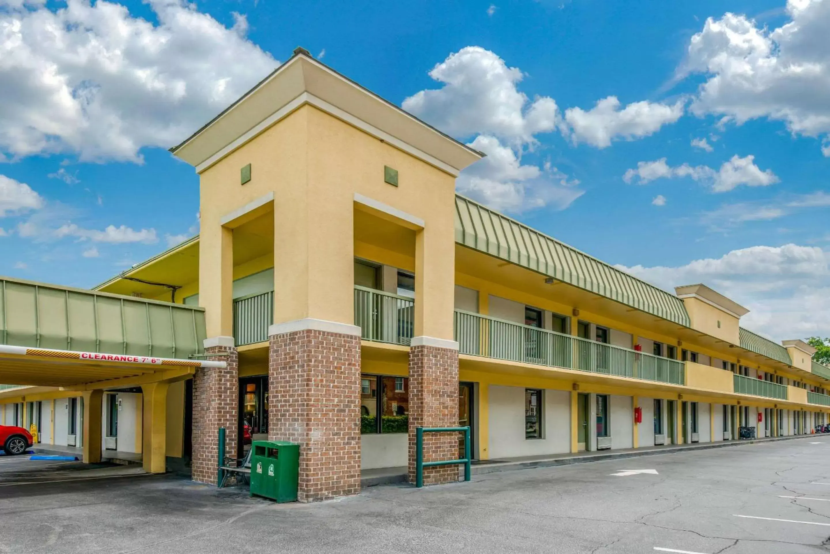 Quality Inn Savannah Historic District Quality Inn Savannah Historic District