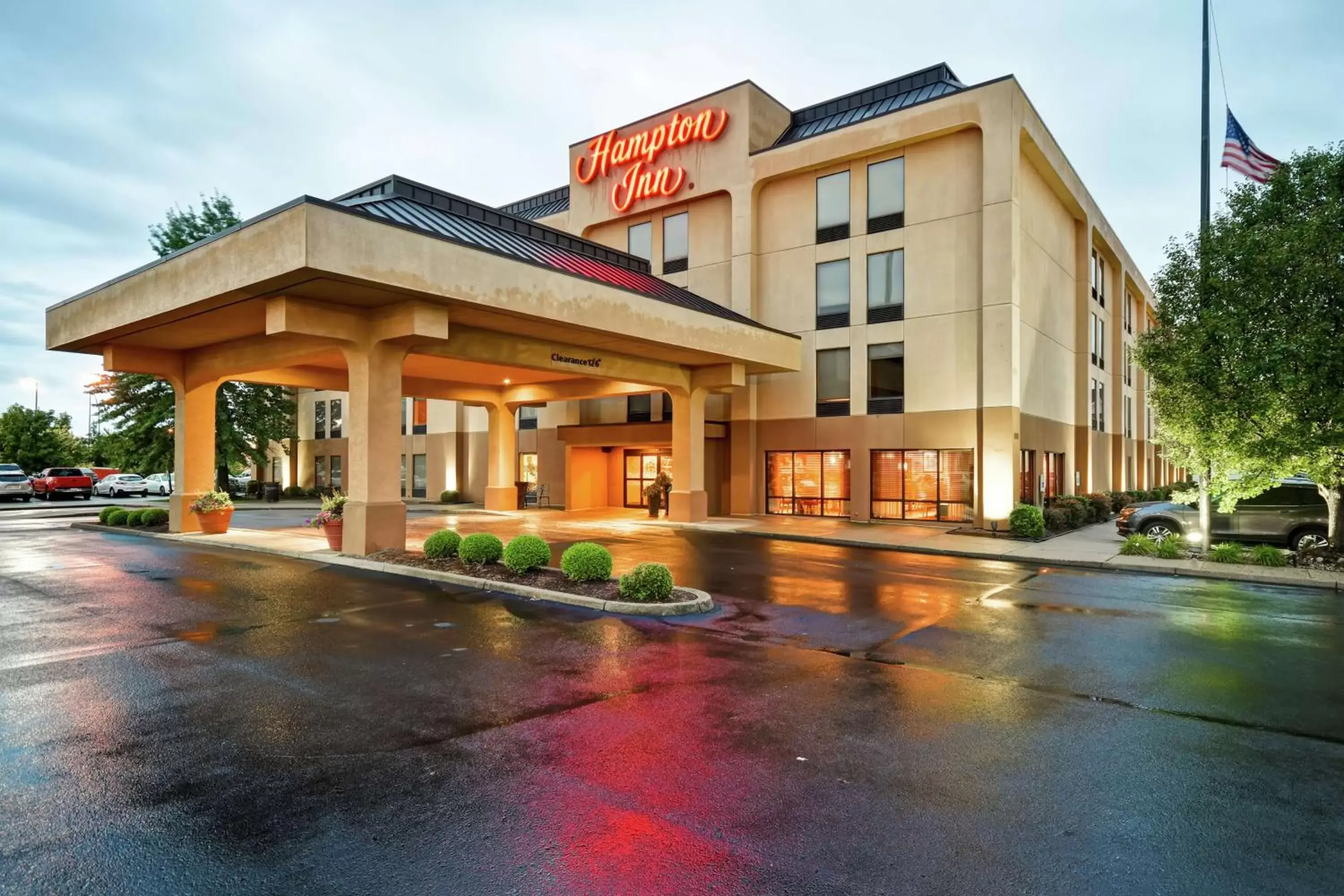Hampton Inn Louisville Airport Fair/Expo Center Hampton Inn Louisville Airport Fair/Expo Center