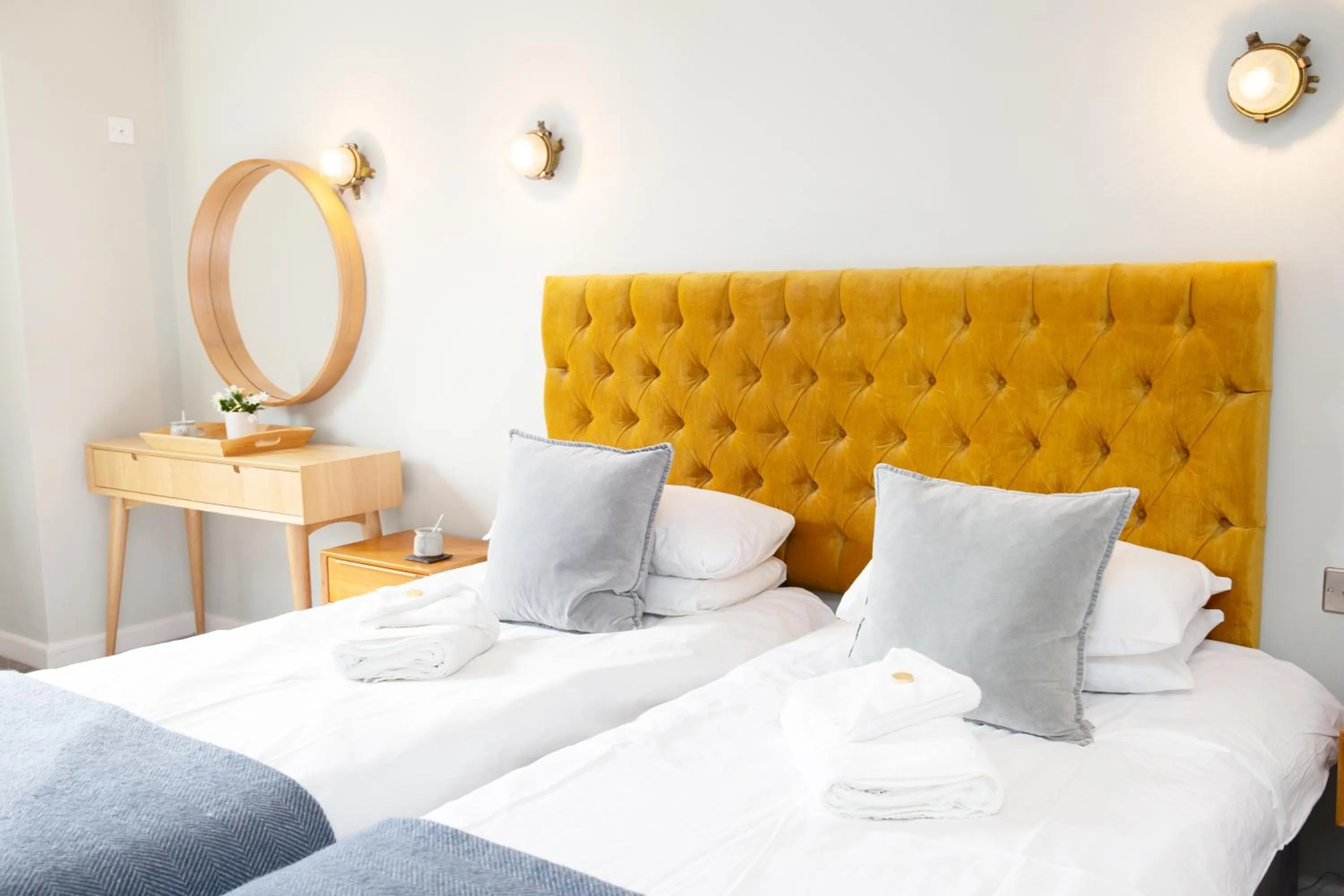 Deluxe Twin Room with Garden View - single occupancy in The Lerryn