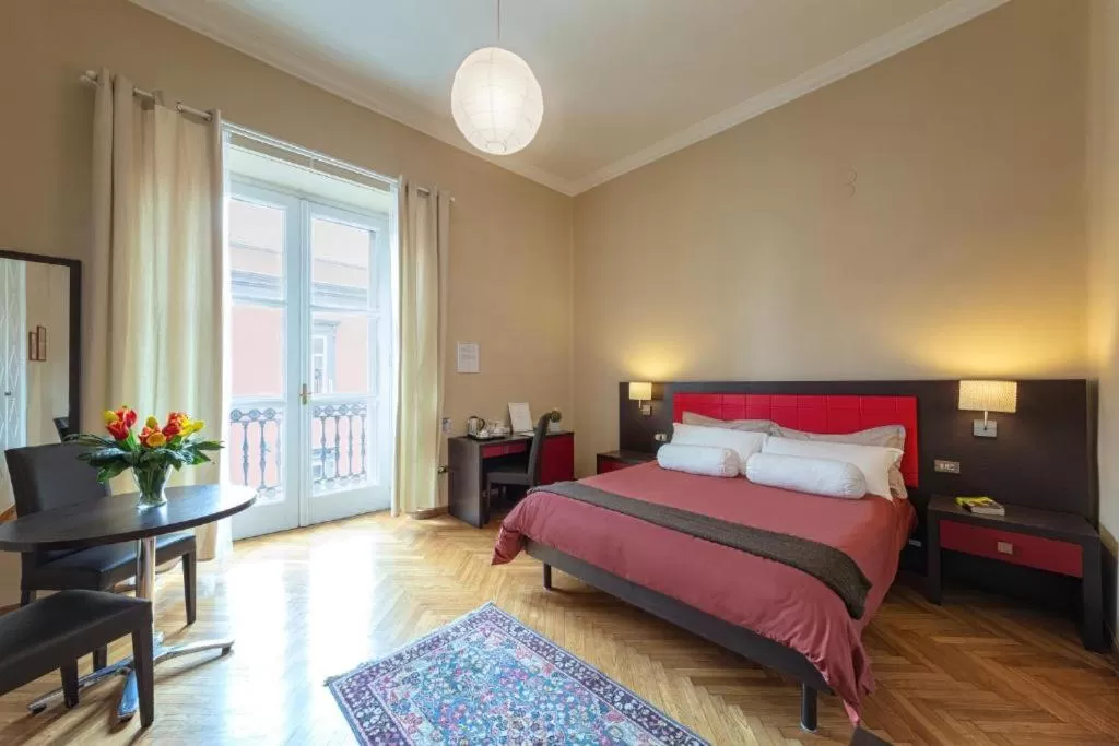 Large Double Room in Grande Archivio Napoli 22