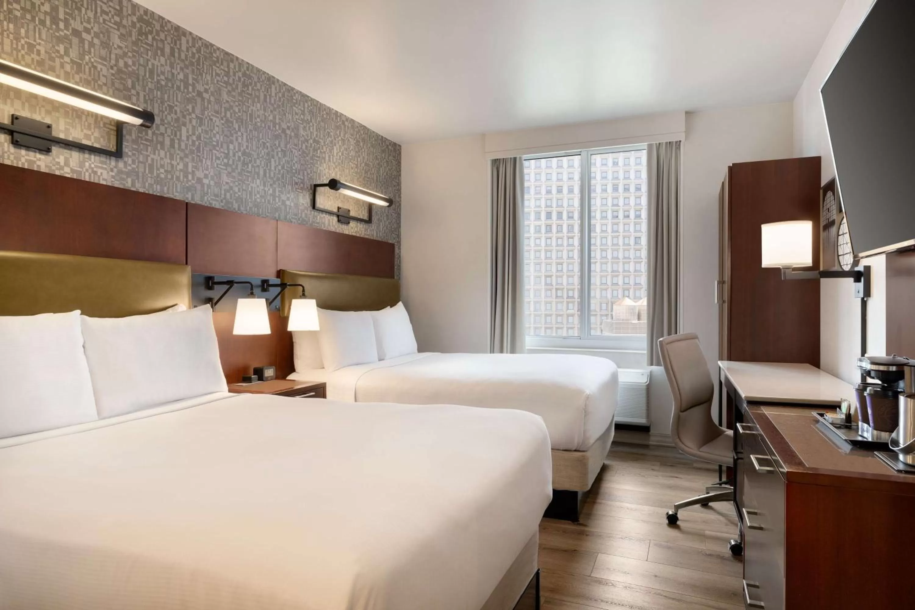 Double Room with City View in DoubleTree by Hilton New York Downtown