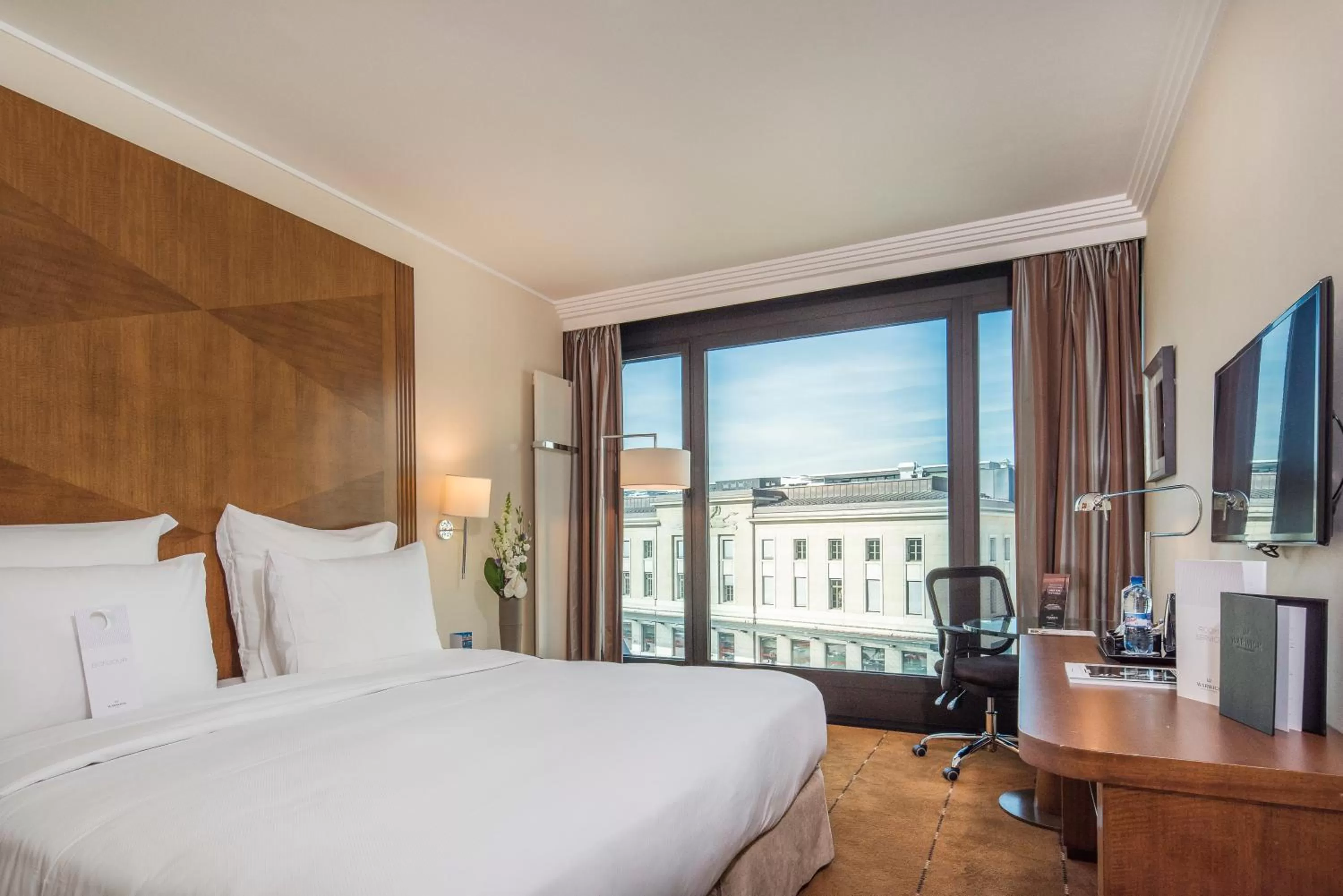 Superior Room in Warwick Geneva