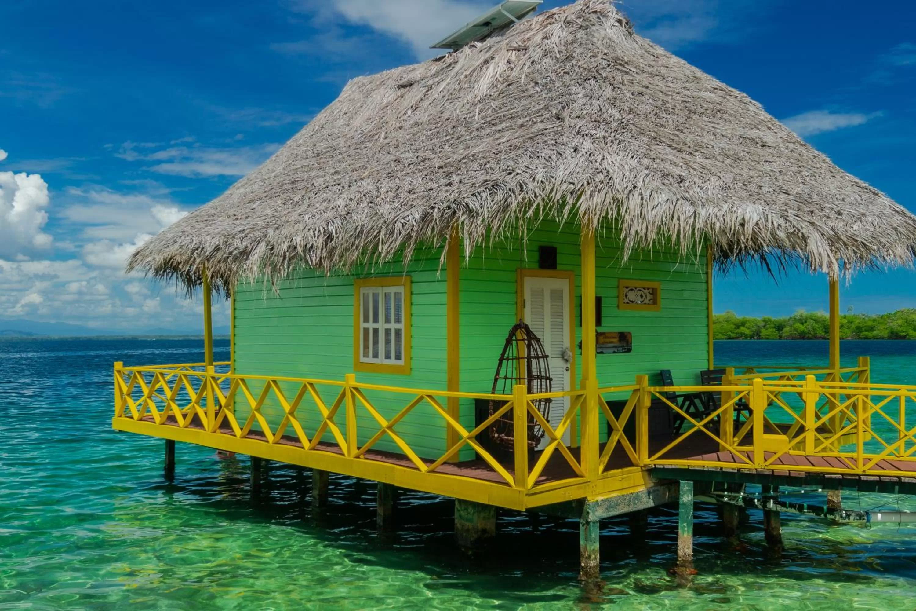 Luna Suite in Punta Caracol Acqua Lodge