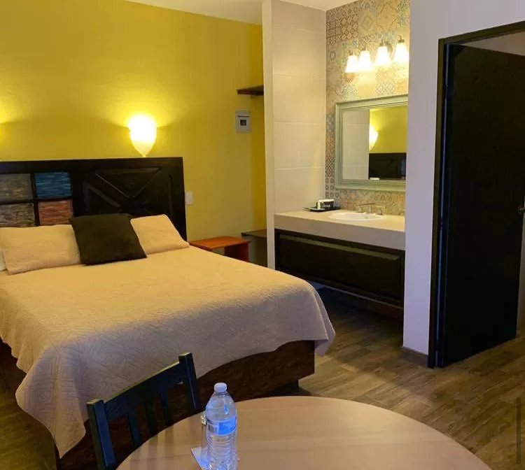 Deluxe Queen Room in Hotel Andares de Kino by Rotamundos