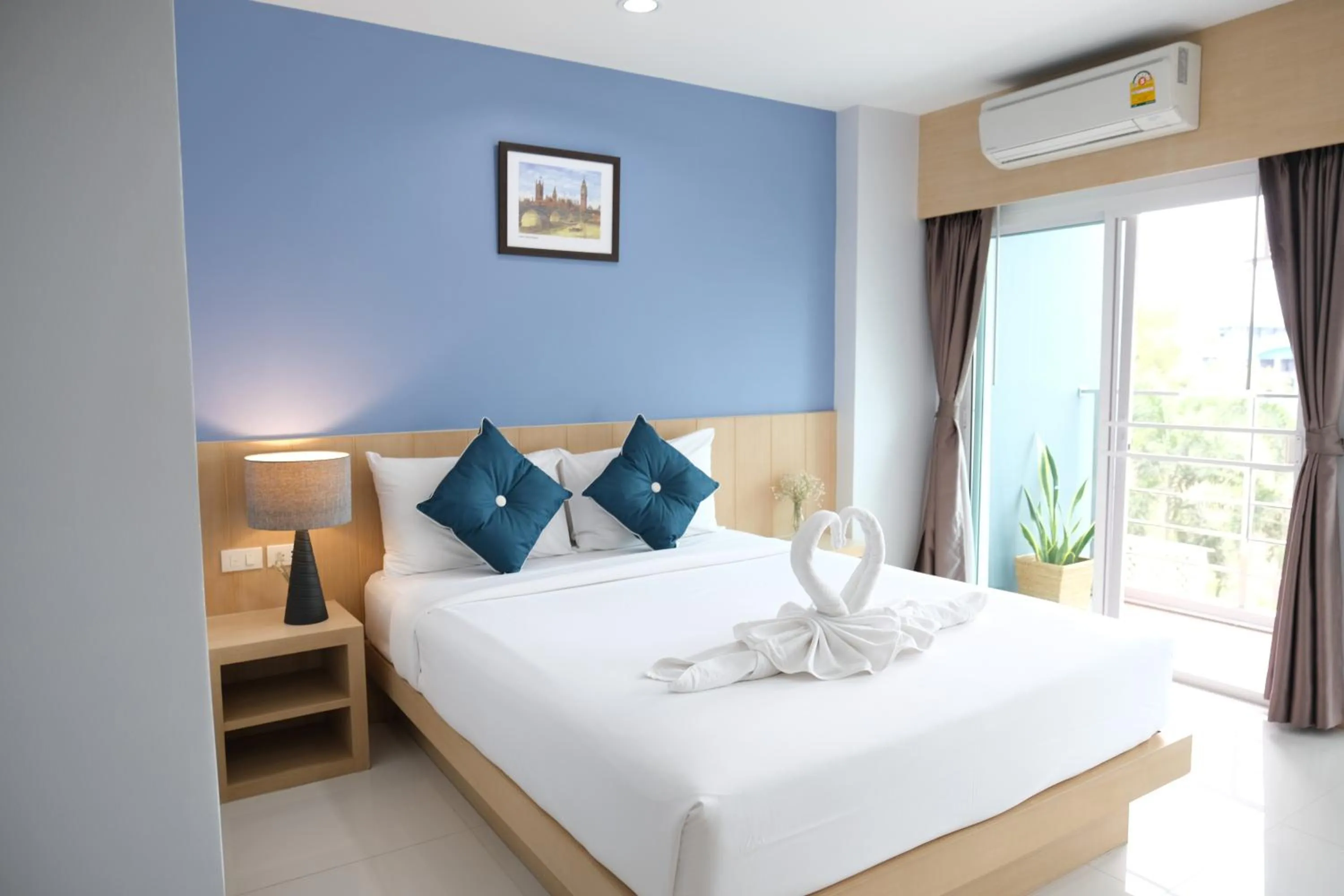 Standard Double Room in Charisma Residence