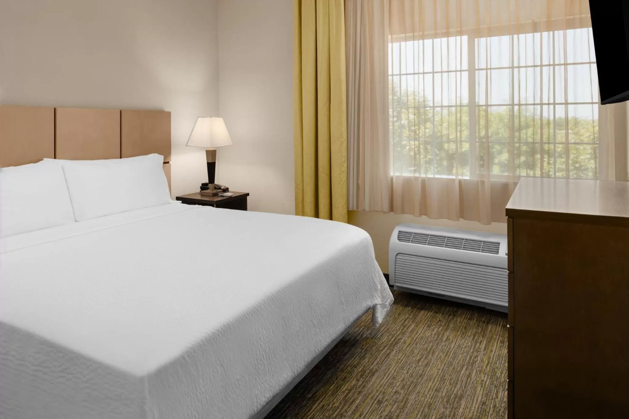 One-Bedroom King Suite in Candlewood Suites Turlock by IHG
