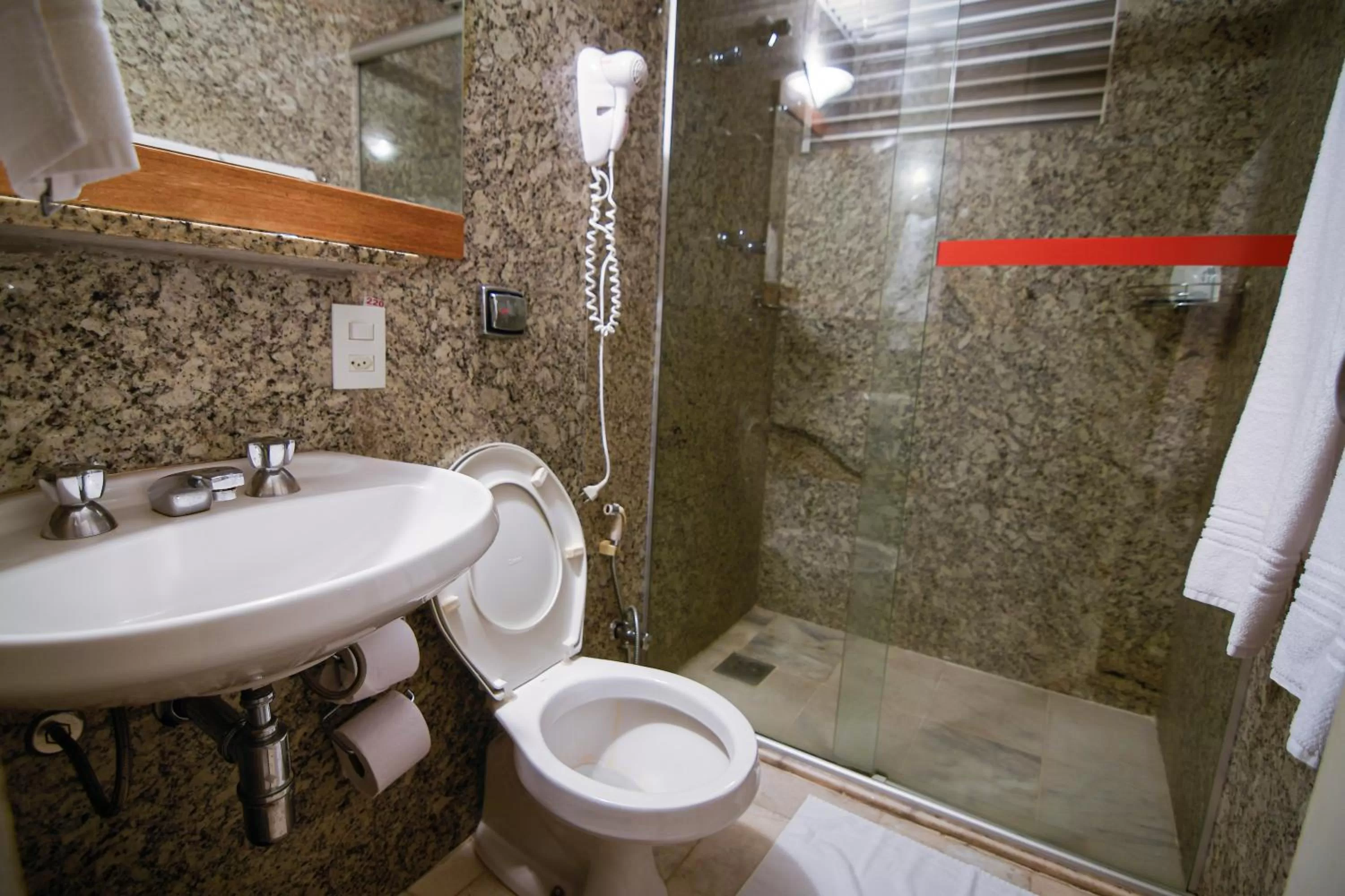 Twin Room with Balcony - single occupancy in Like U Hotel Brasília