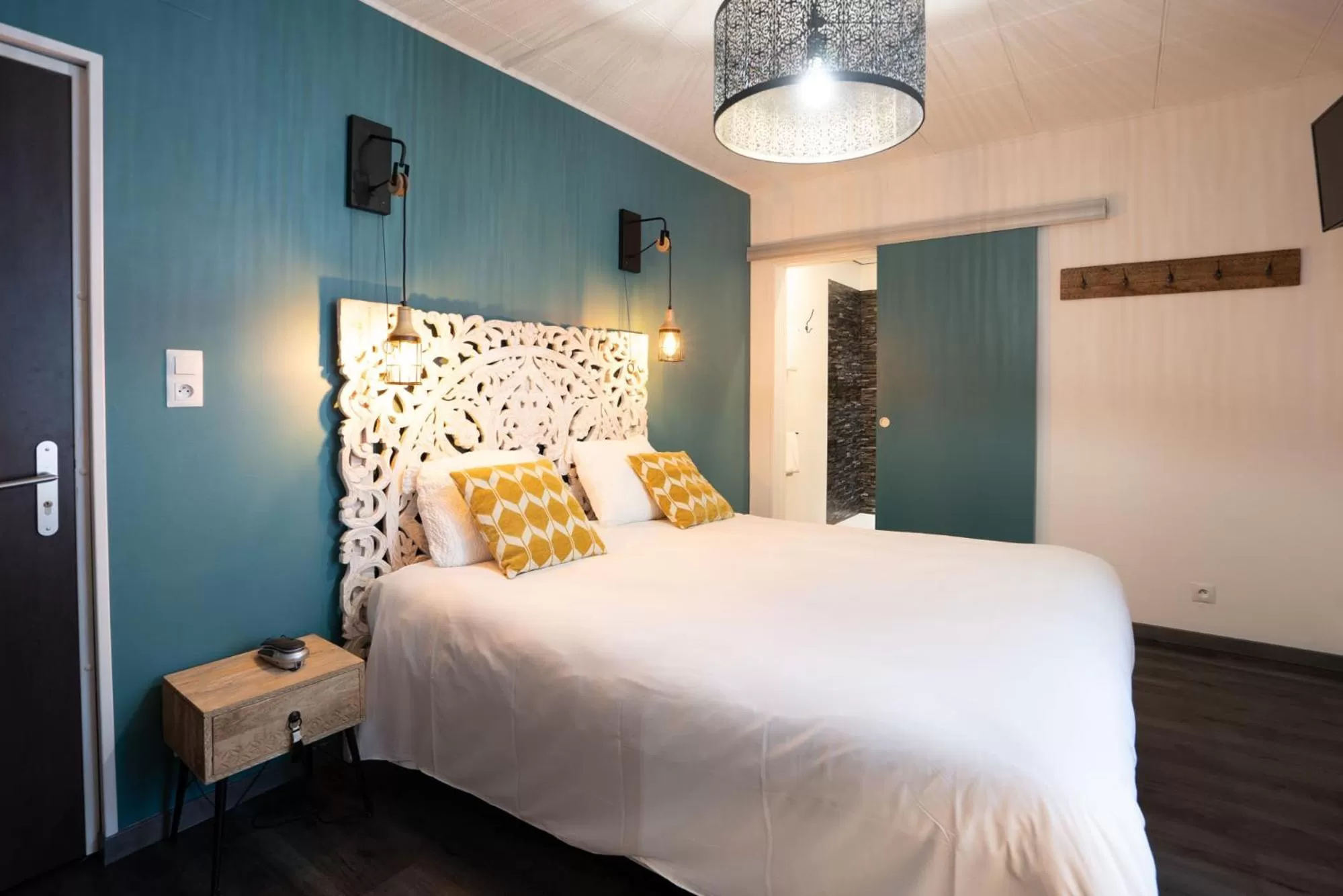 Superior Double Room in Logis Central Hôtel - Restaurant & Spa