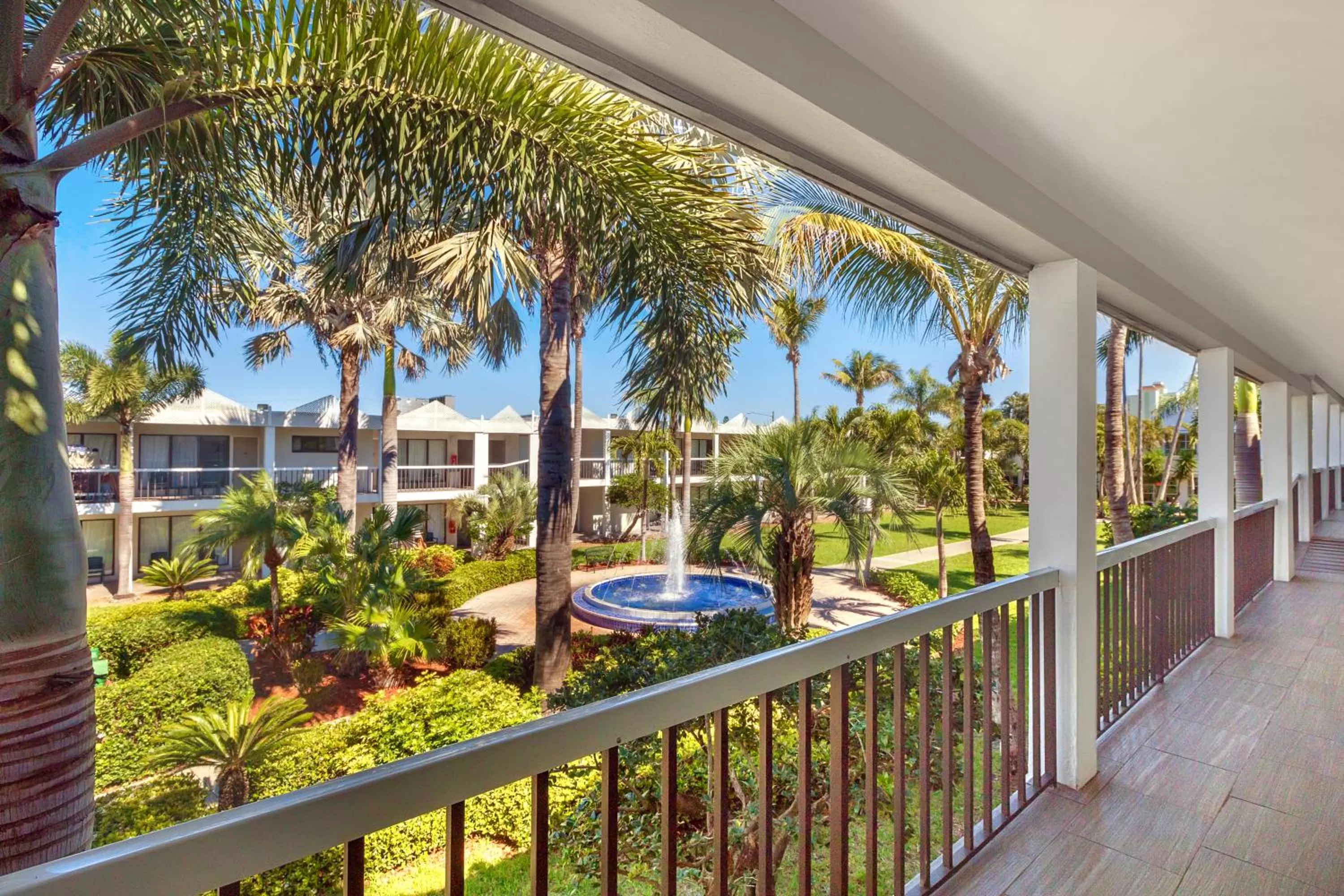 Courtyard Room with King Bed in The Beachcomber St. Pete Beach Resort & Hotel