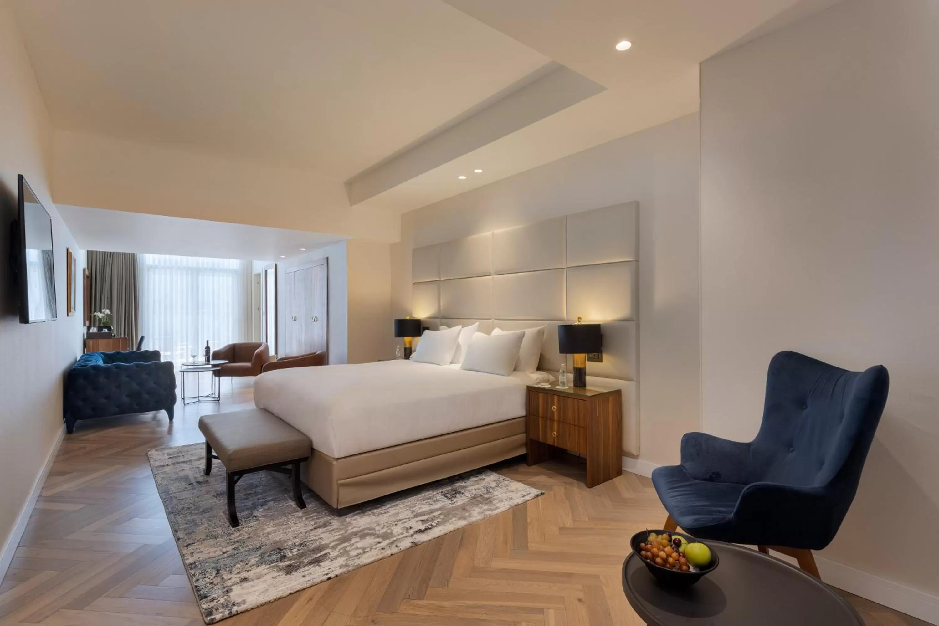 Junior Suite - single occupancy in Herbert Samuel Opera Tel Aviv