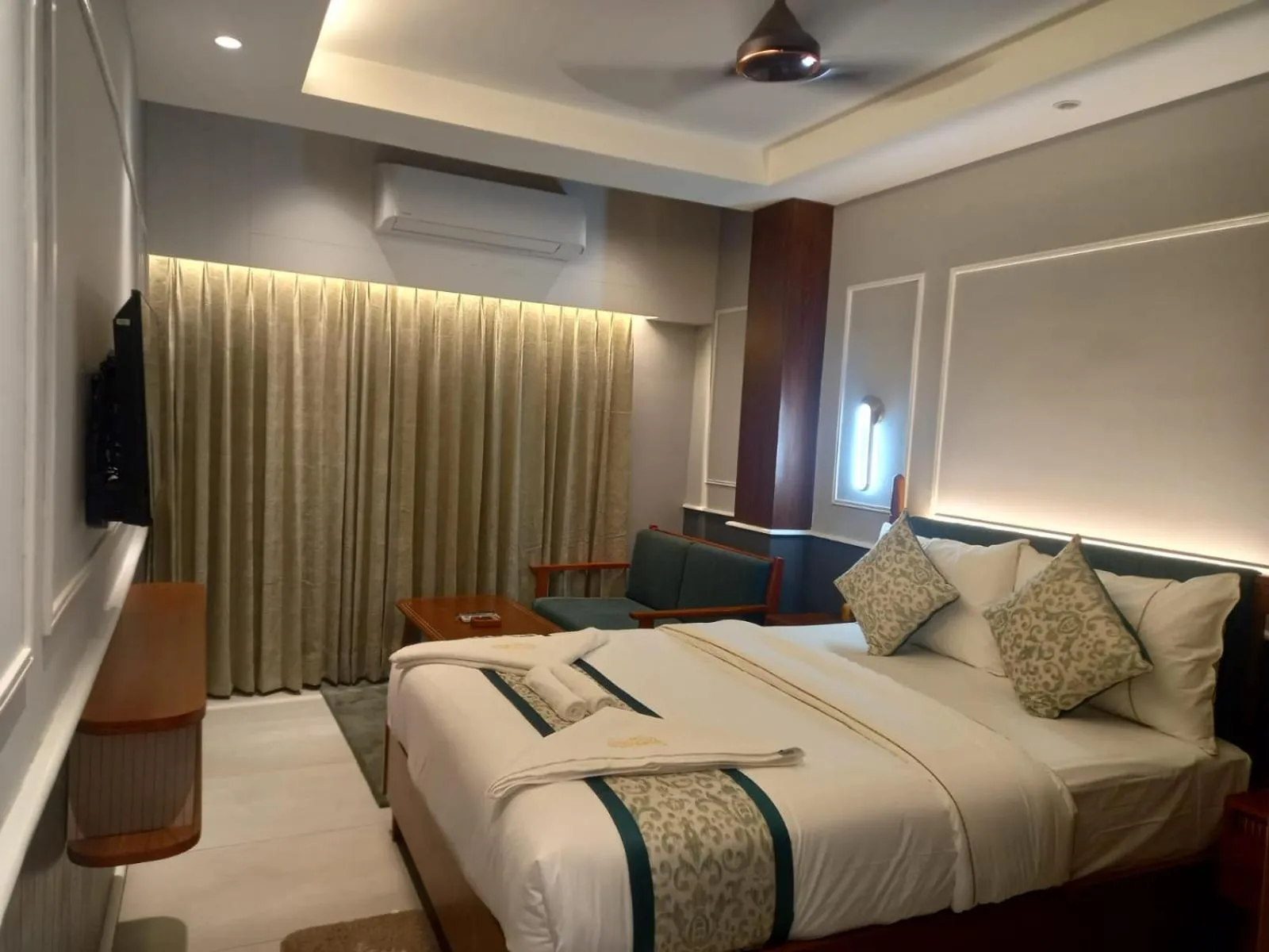 King Room with Sea View in Hotel Sonar Bangla Puri