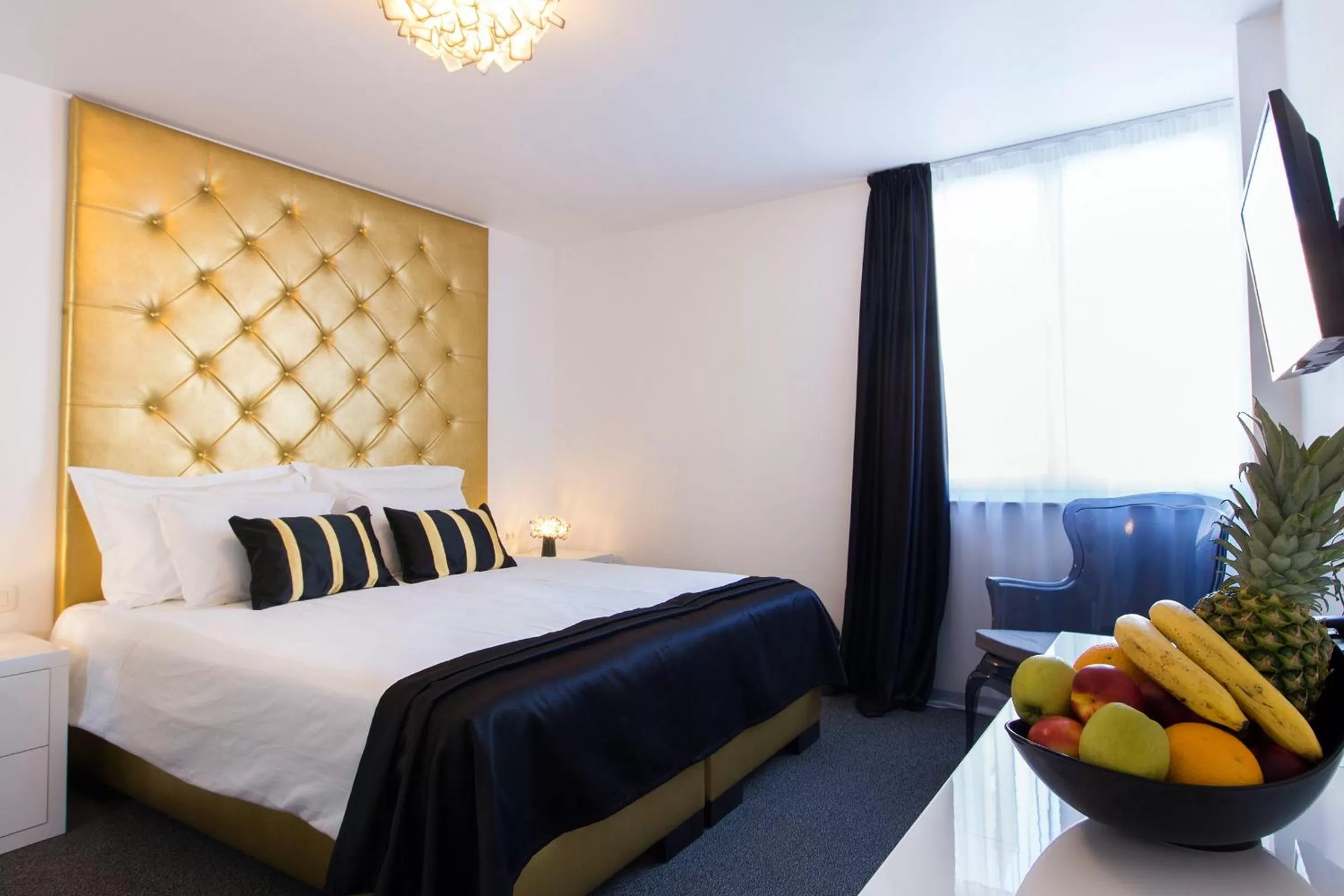 Deluxe Double or Twin Room in B Gold Luxury rooms B&B