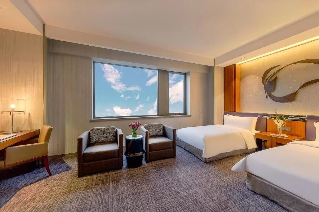 Business Double or Twin Room - single occupancy in Shanghai Parkyard Hotel