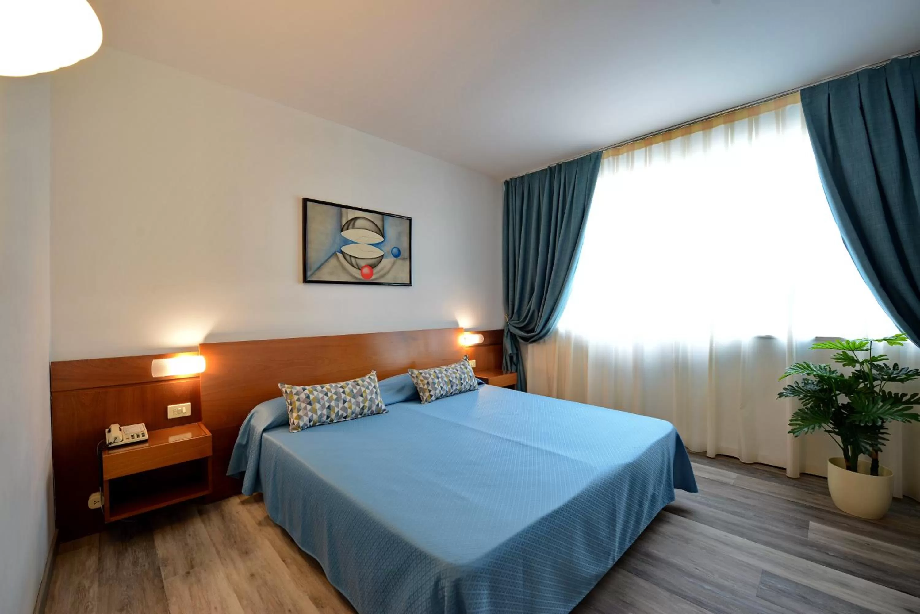 Double or Twin Room - Gardaland Package in Hotel Krystal