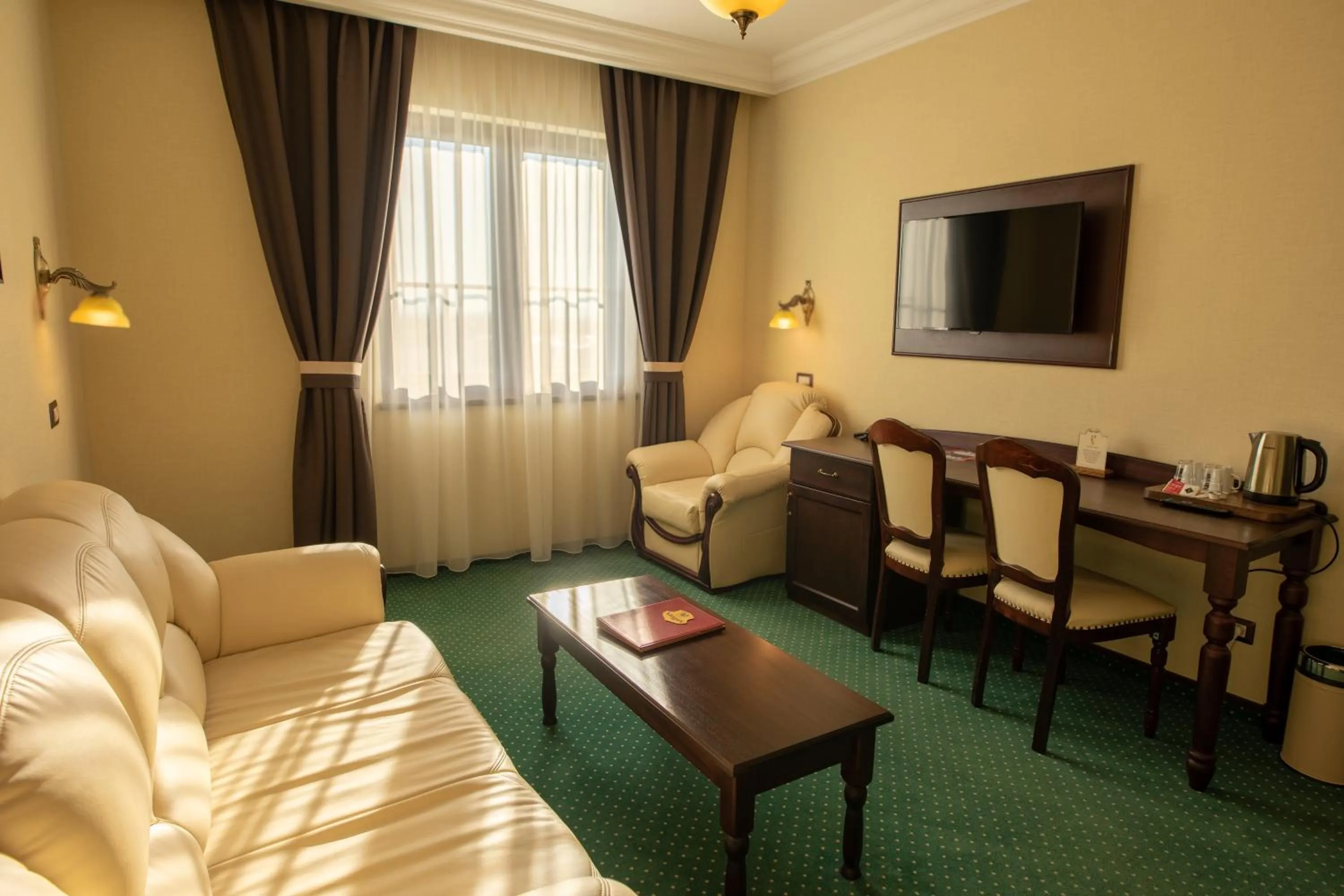 Suite with Balcony in Magus Hotel