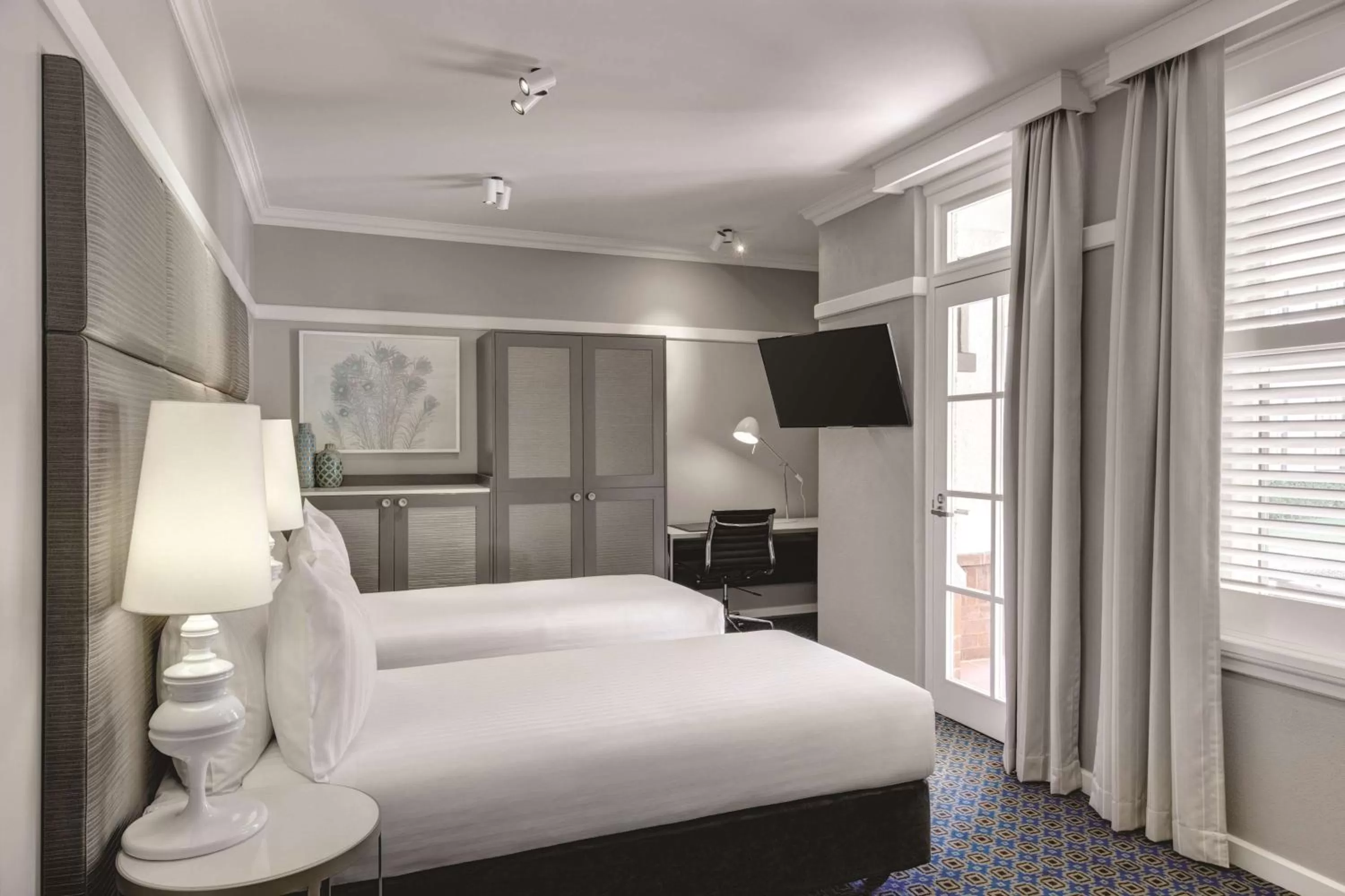 Terrace King Room in Hotel Kurrajong Canberra