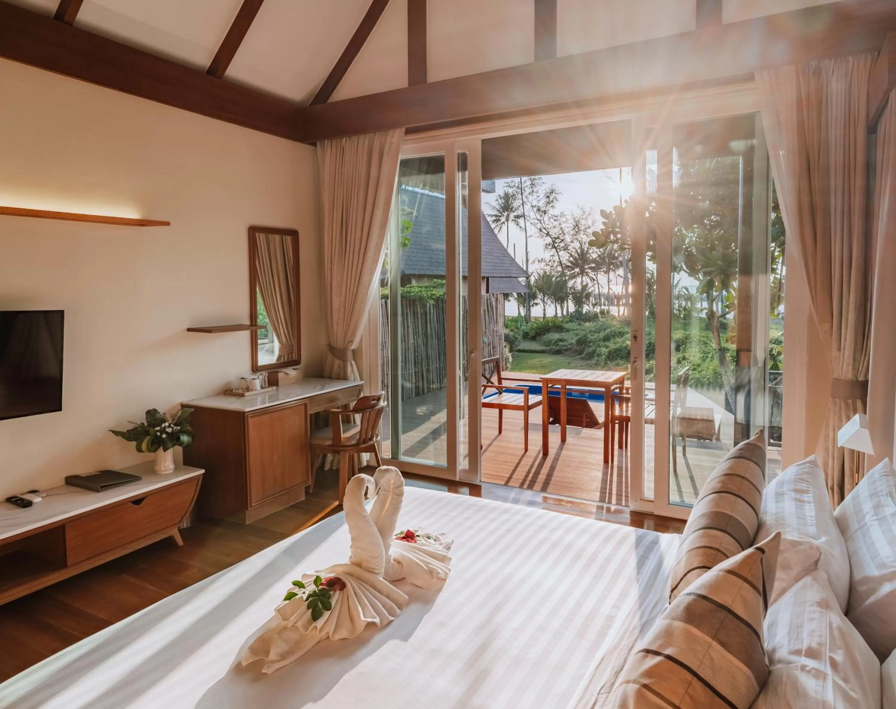 Villa with Private Pool in Koh Kood Paradise Beach