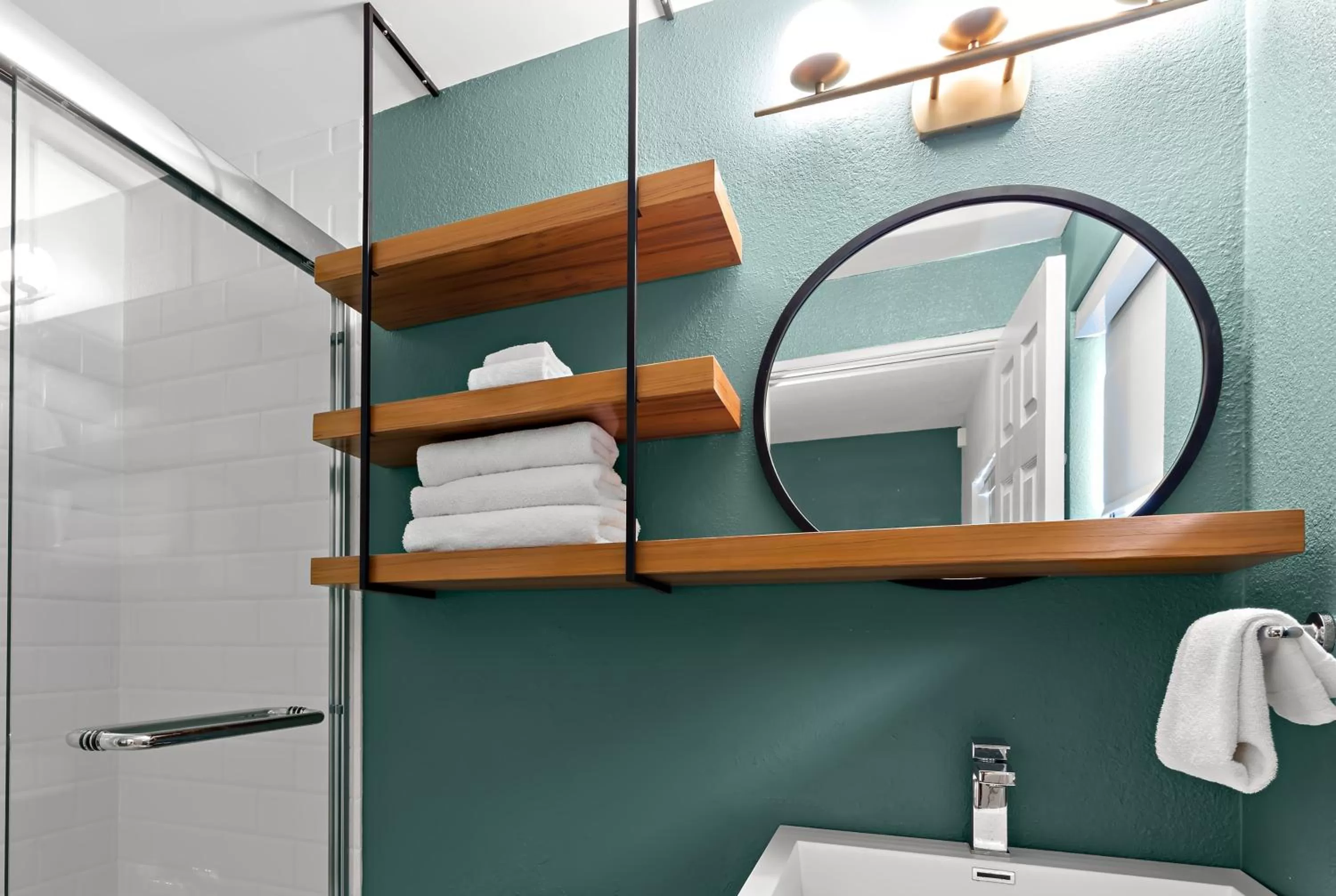 Queen Room with Two Queen Beds - Disability Access in The Beachcomber St. Pete Beach Resort & Hotel