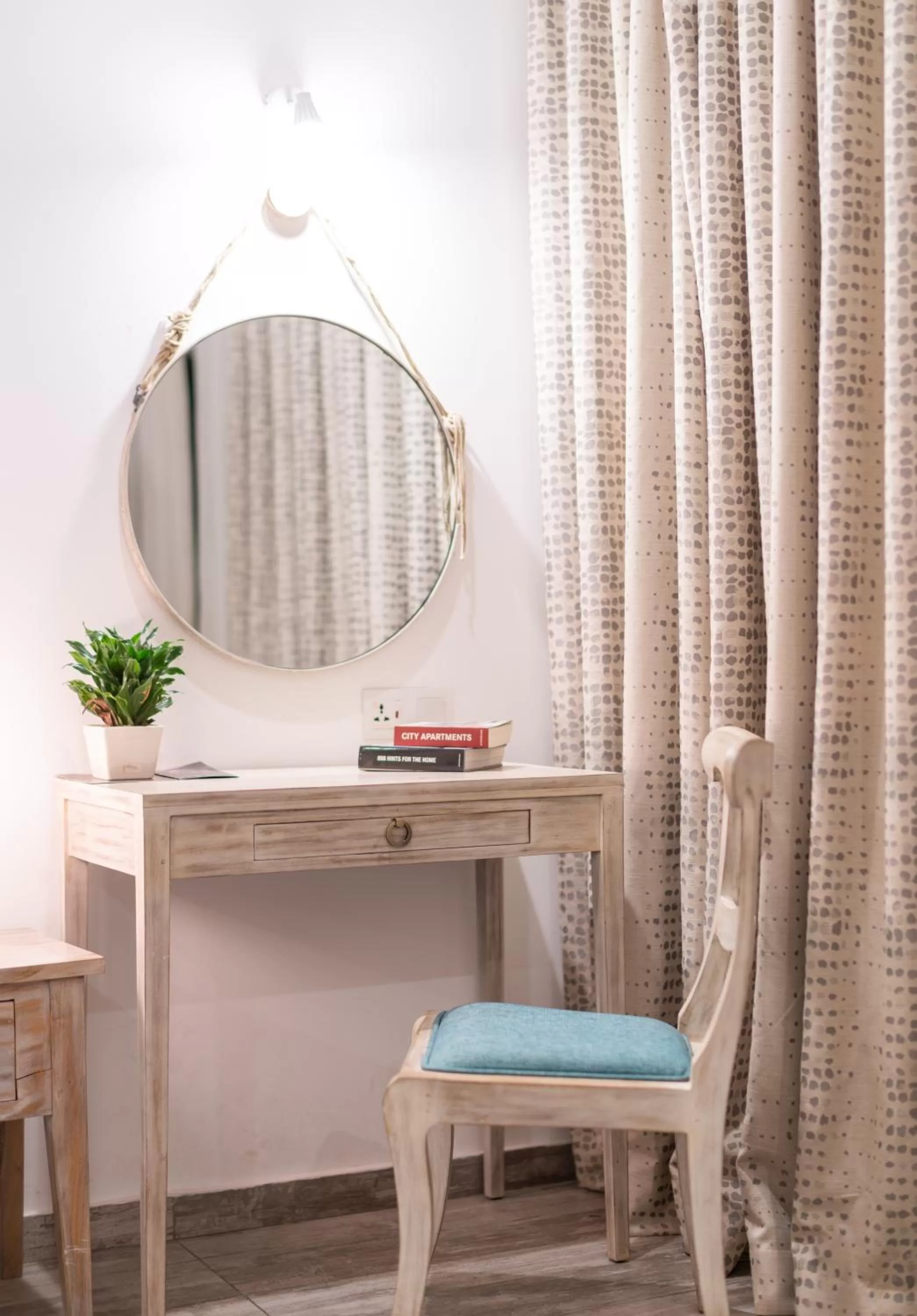 Super Deluxe Room with Balcony - single occupancy in Triple O Six