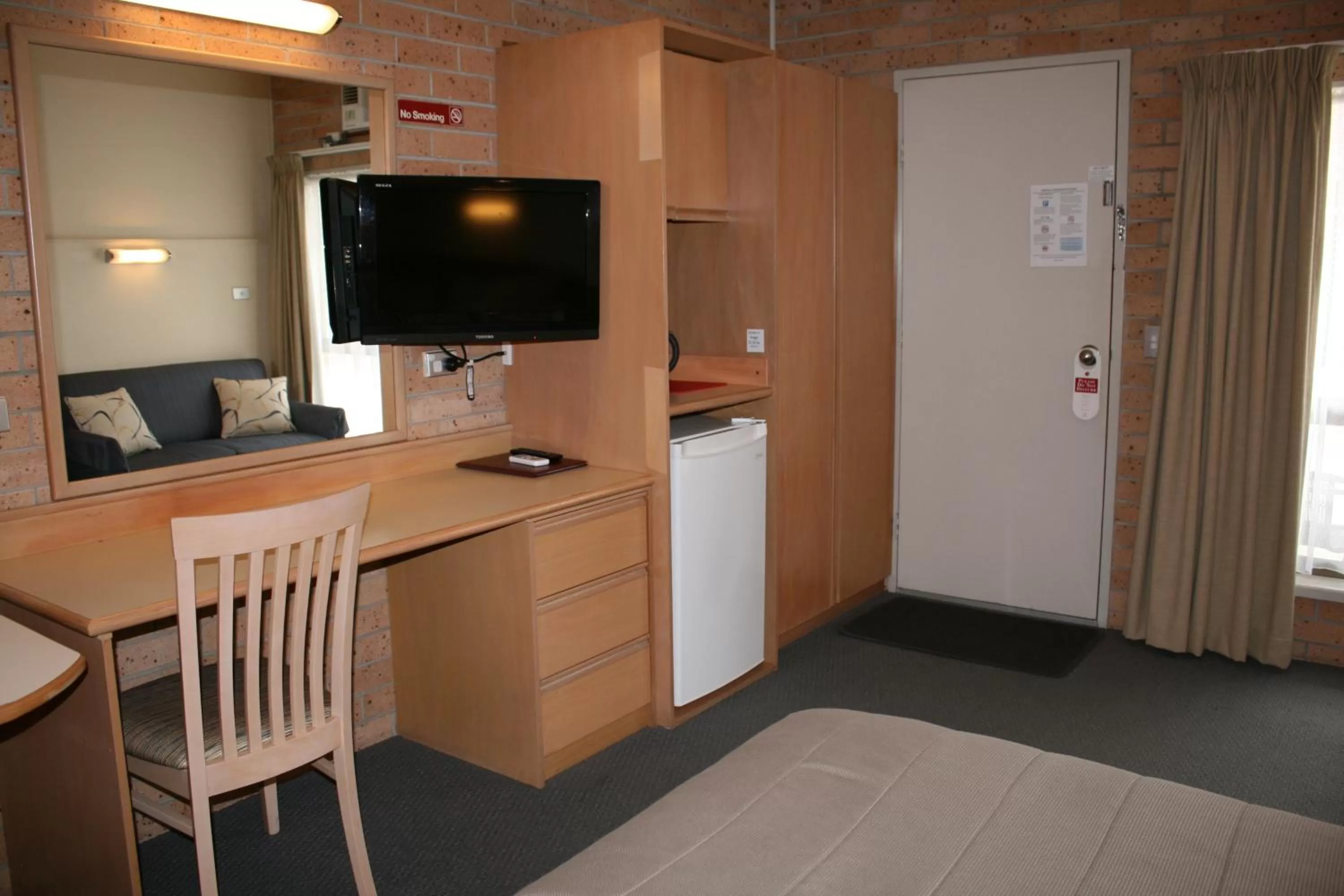 Queen Room in Marriott Park Motel