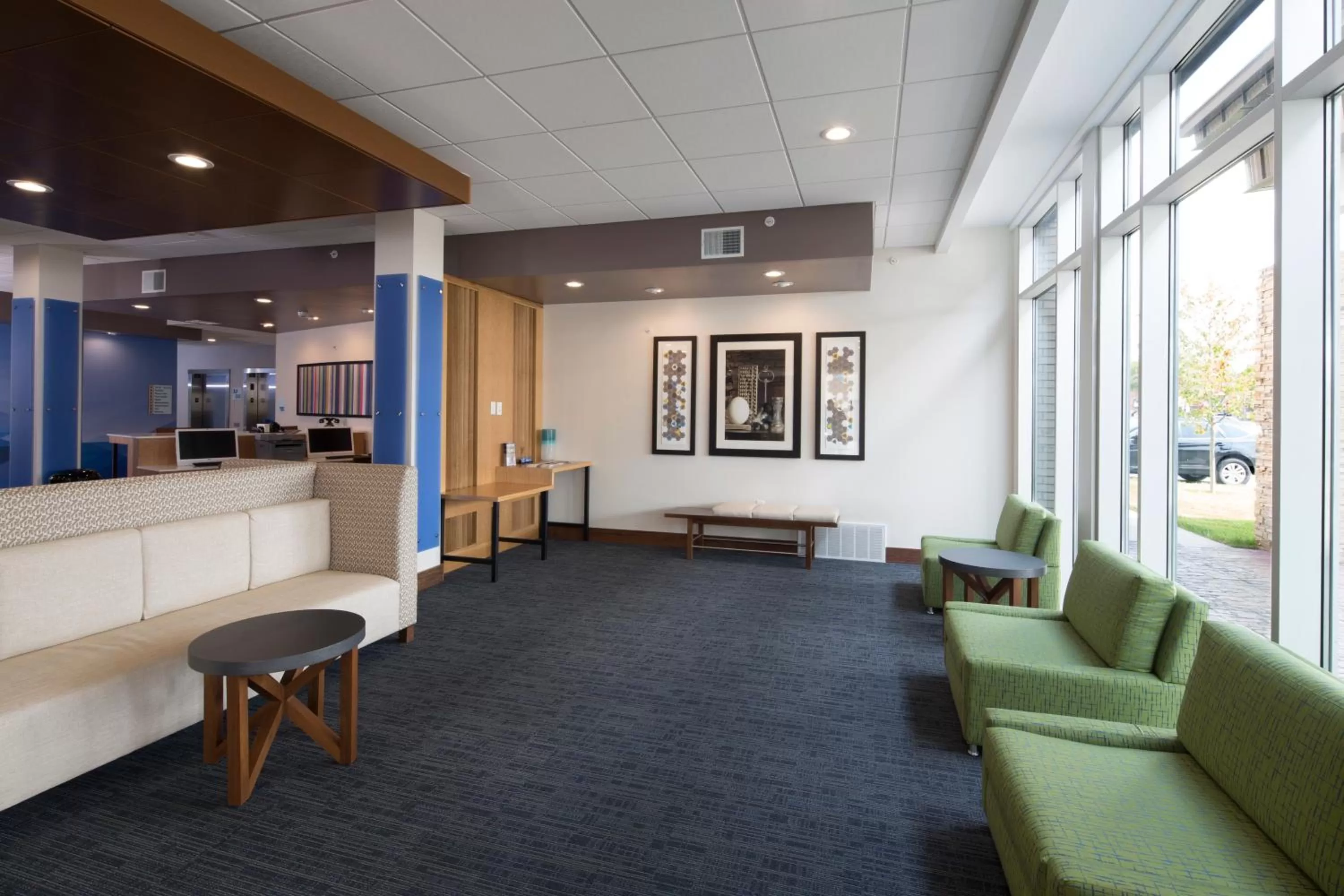 Holiday Inn Express Hotel & Suites Bay City by IHG