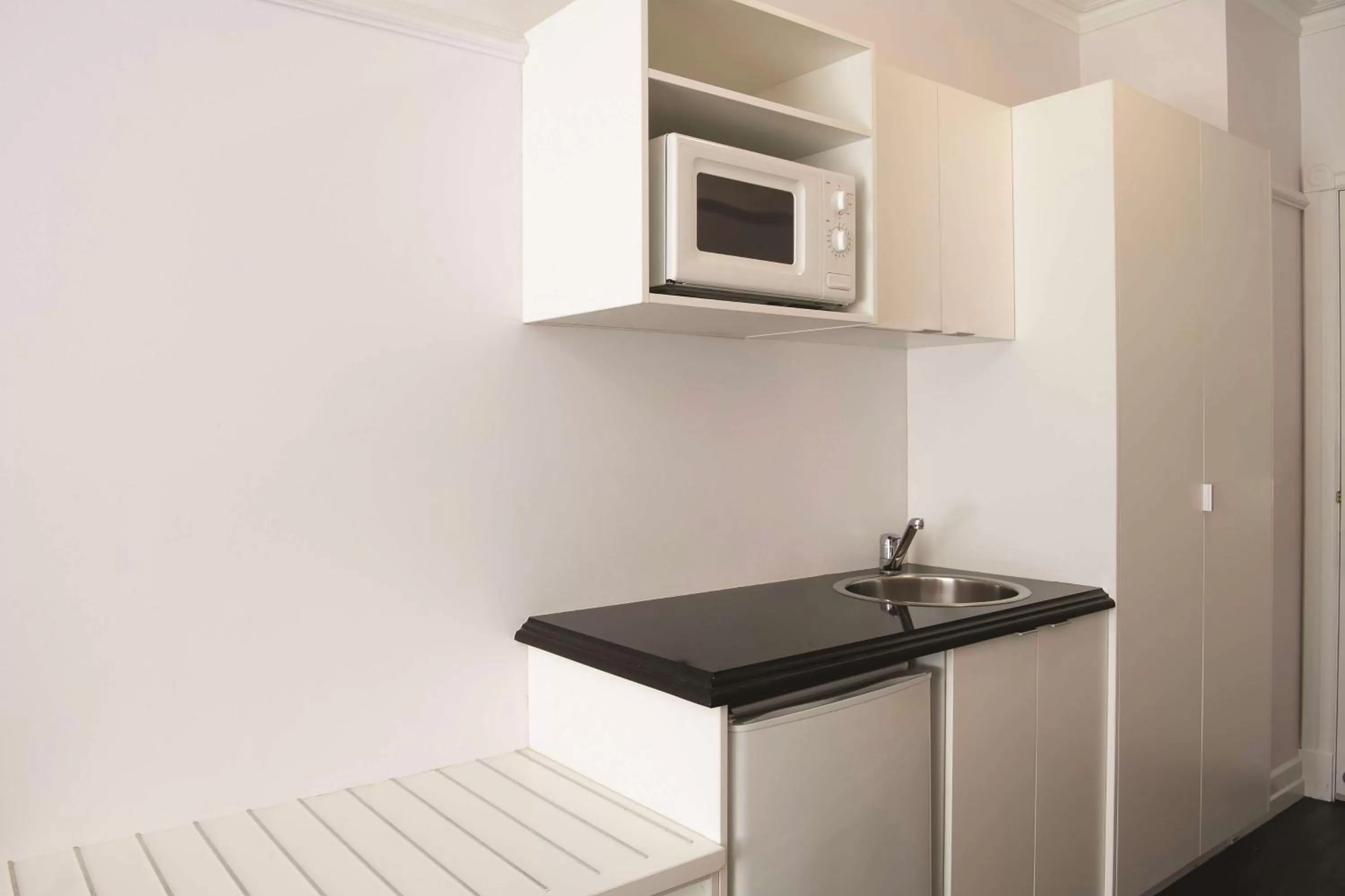 Double or Twin Studio in Adina Apartment Hotel Brisbane Anzac Square