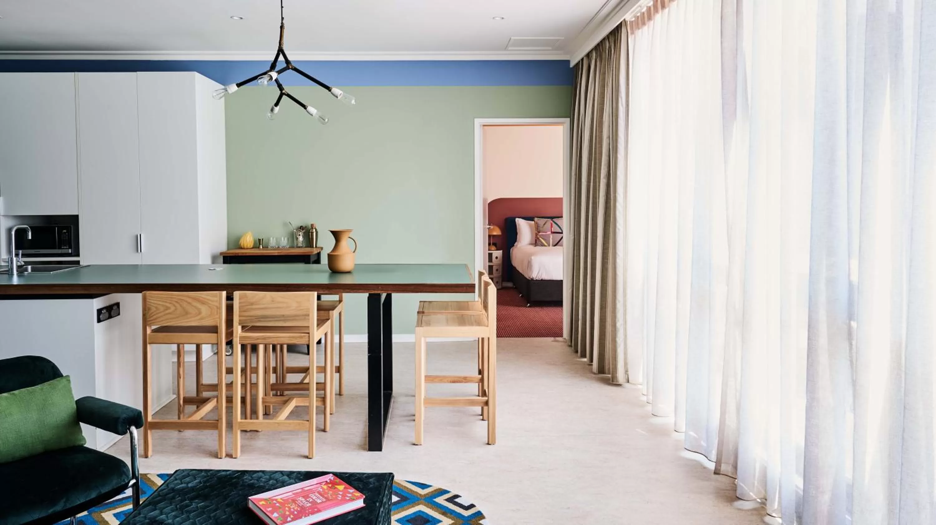 Memphis Terrace in Laneways by Ovolo