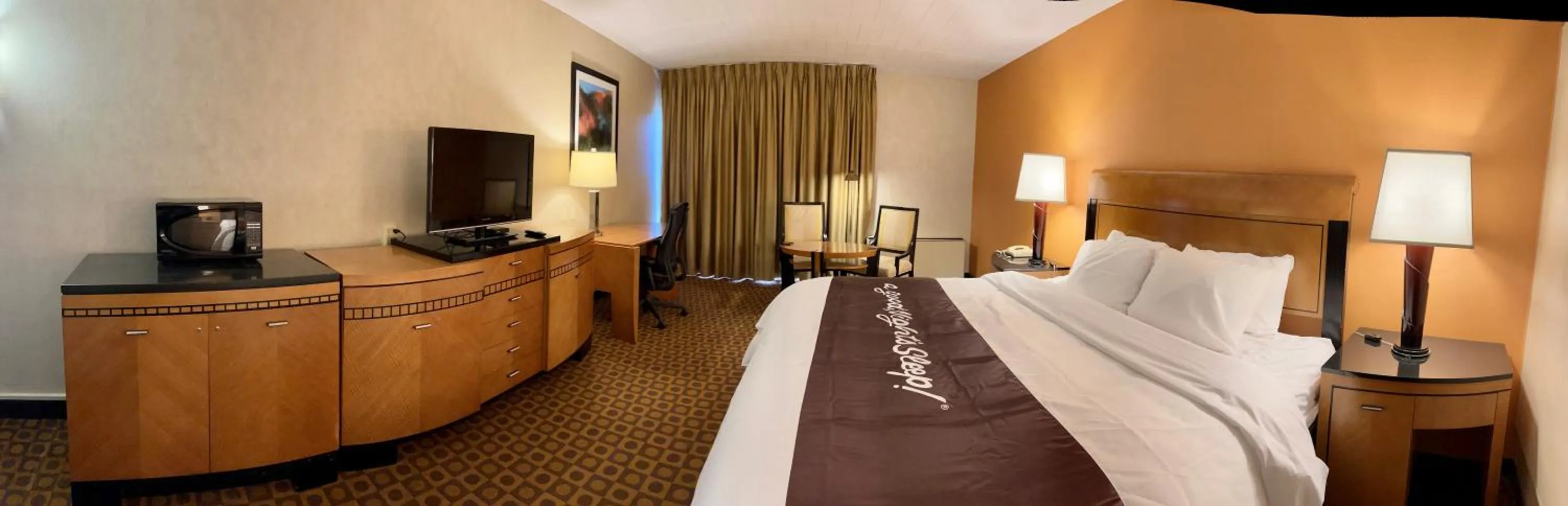 King Room in Bradley Inn