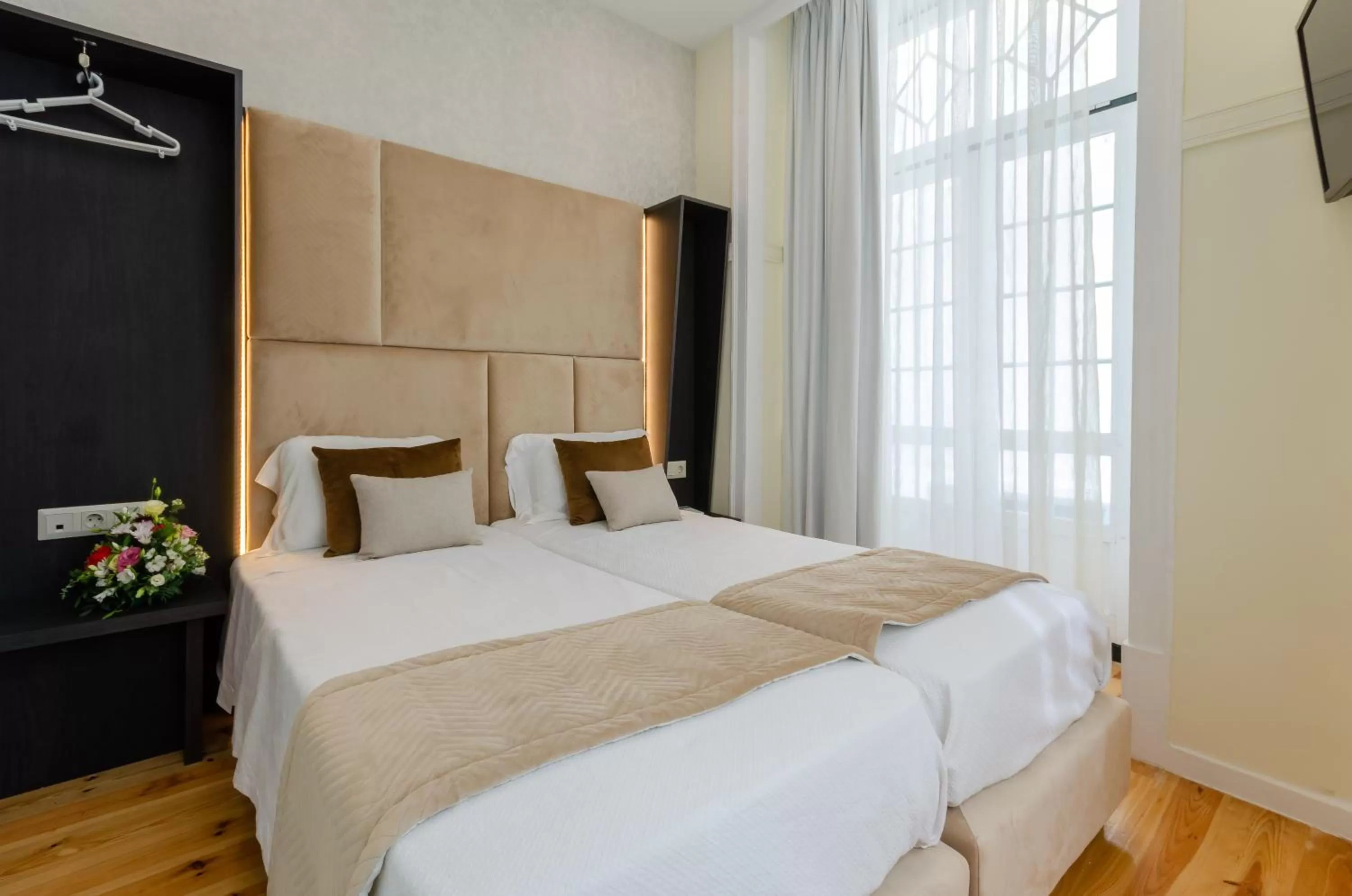 Superior Twin Room in Hotel Duas Nações