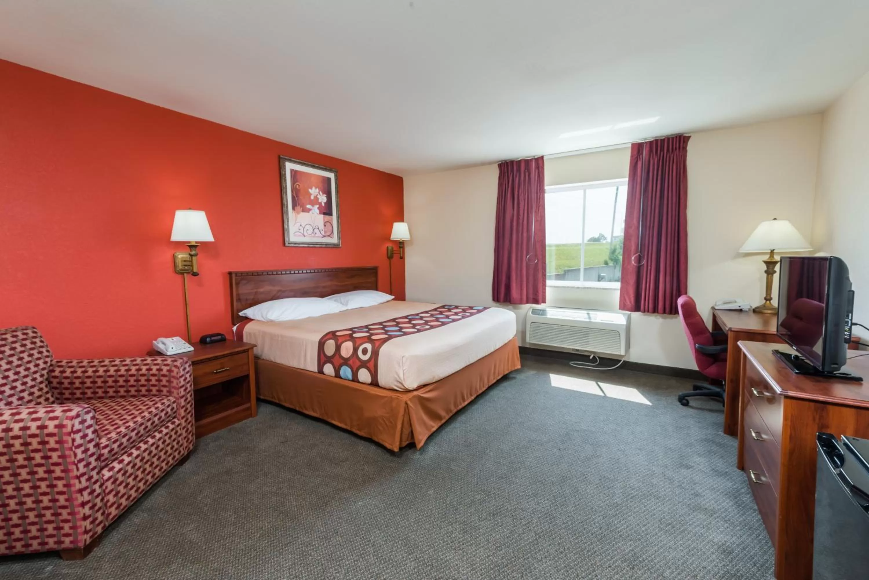 King Room Smoking in Super 8 by Wyndham St Robert Ft Leonard Wood Area