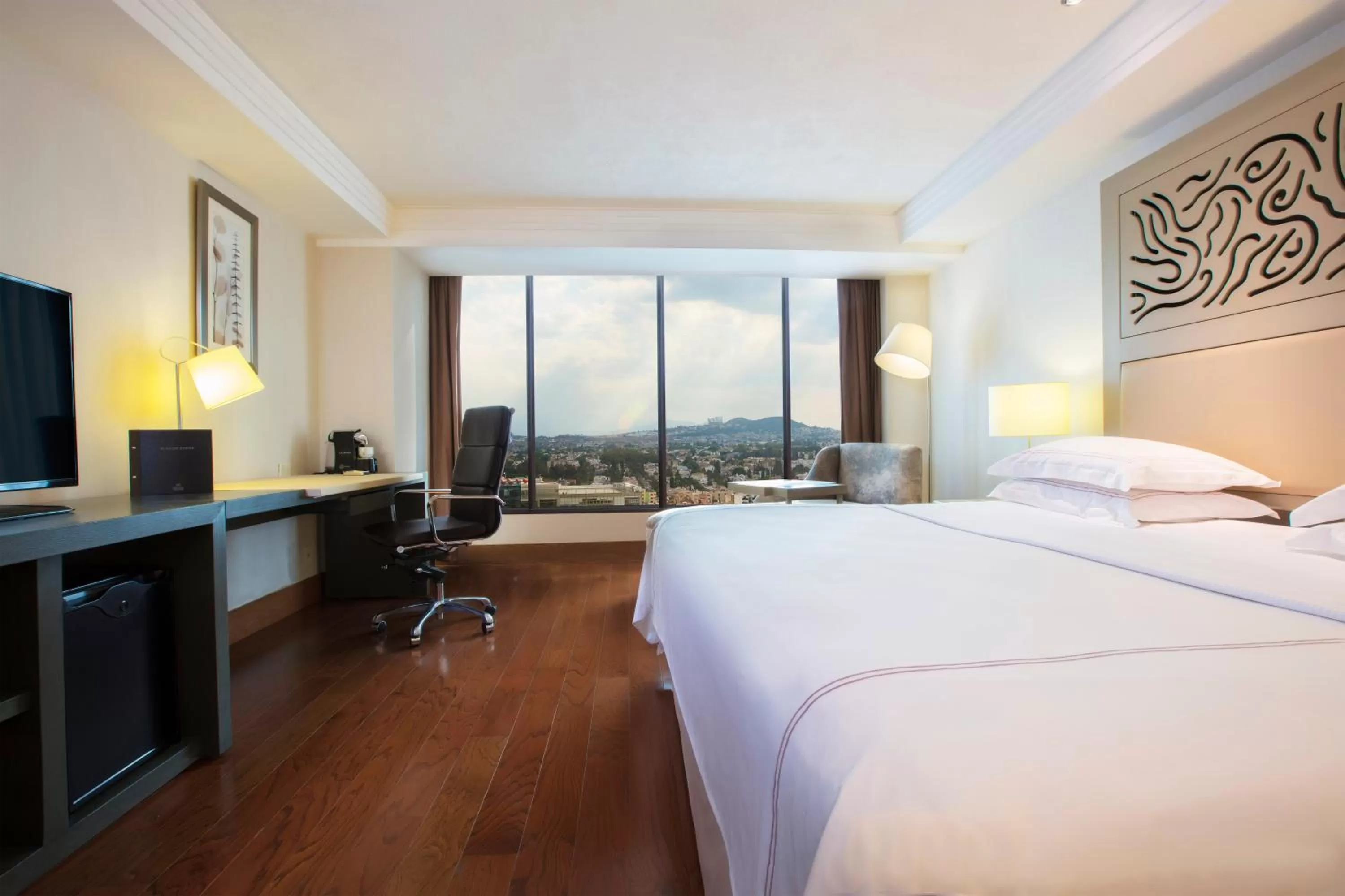 Executive Floor Junior Suite in Barcelo Guadalajara