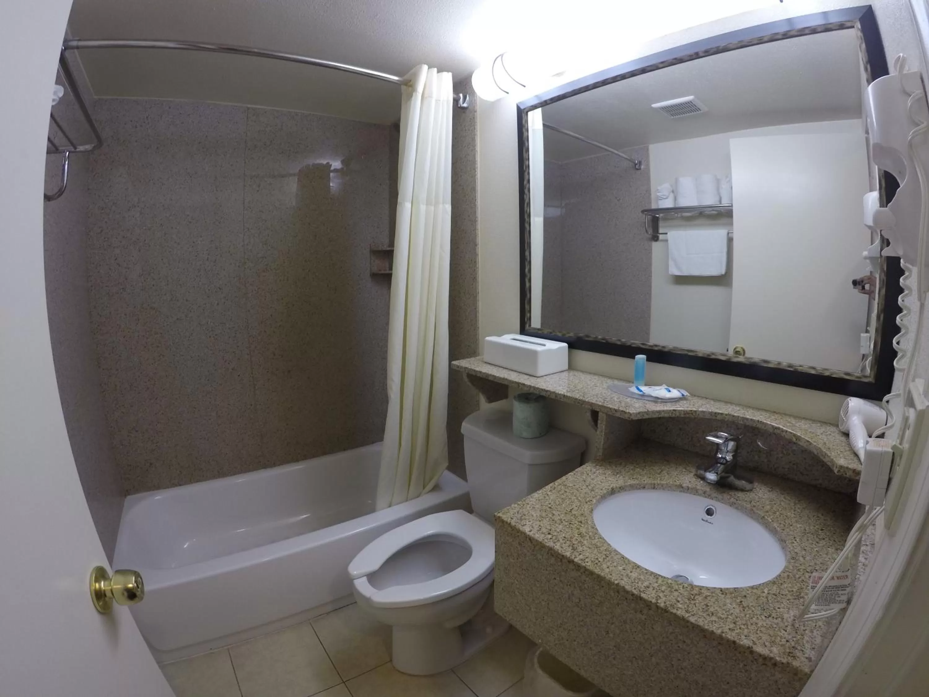  Double Room with One Double Bed - Smoking in Rodeway Inn Point Pleasant Beach