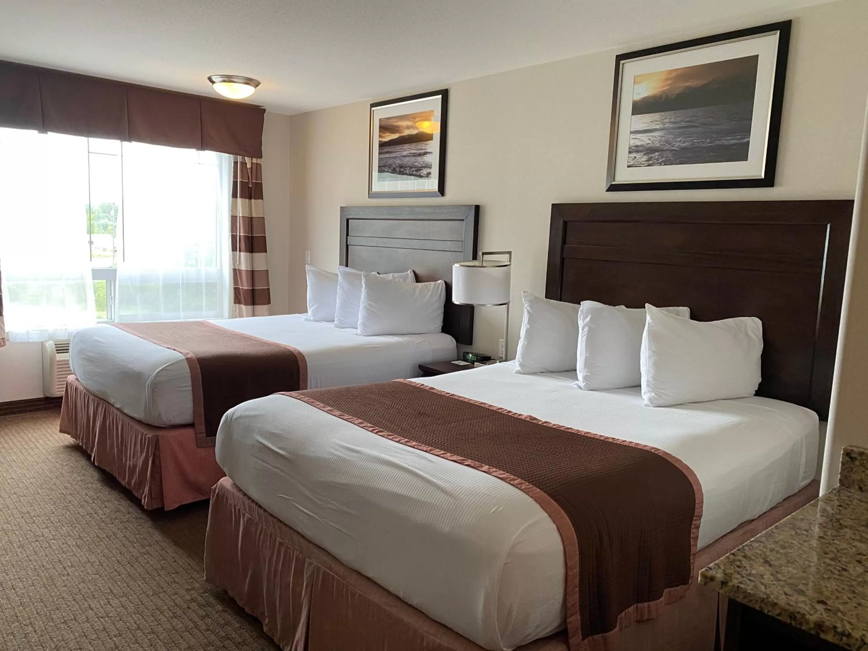 Deluxe Queen Room with Two Queen Beds - Non-Smoking in Ramada by Wyndham Creston