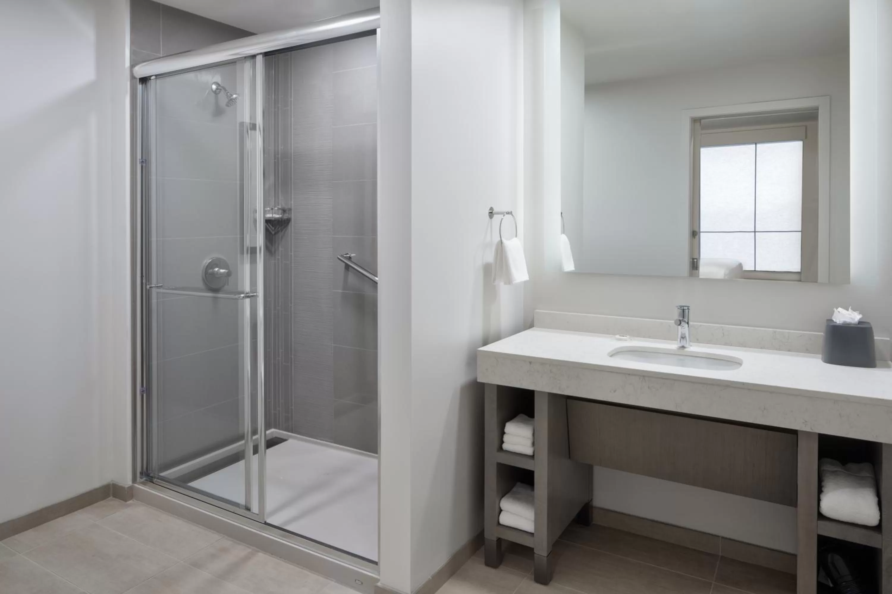 One-Bedroom Suite with Two Queen Beds with Kitchen and Sofa Bed in Hyatt House Denver Aurora