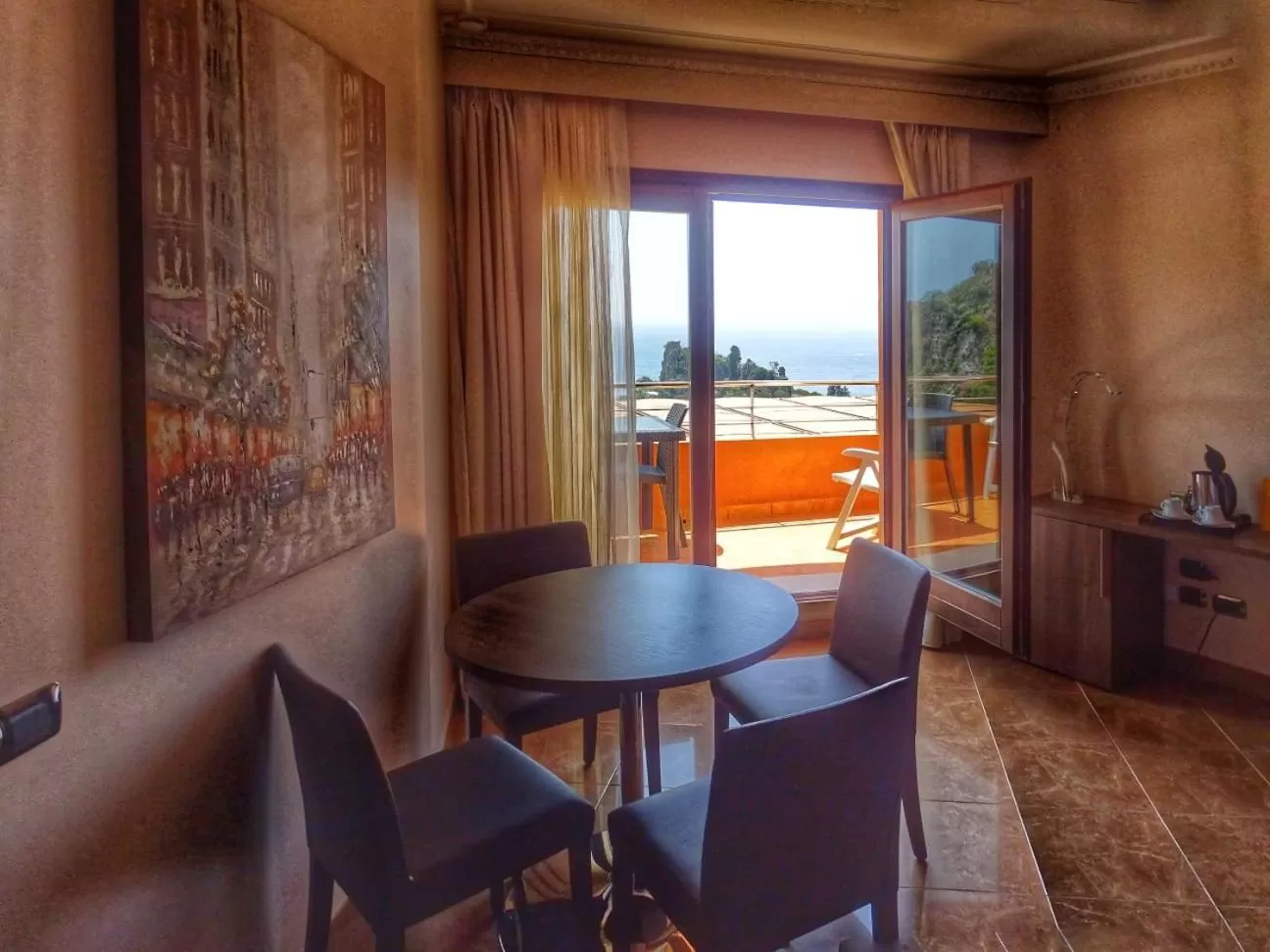 Family Room with Side Sea View in Taormina Panoramic Hotel
