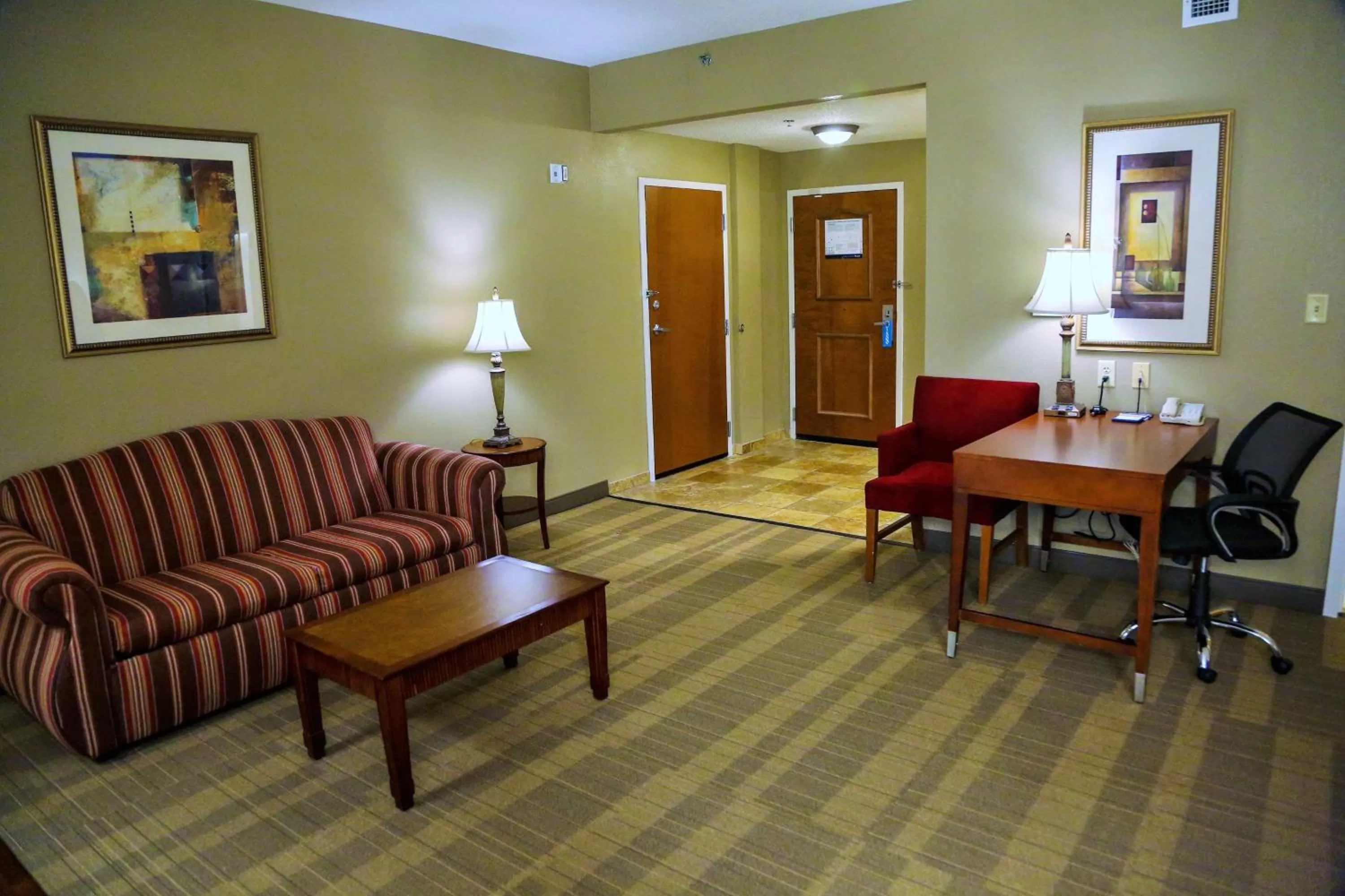 King Studio Suite with Sofa Bed - Hearing Access/Non-Smoking in Hampton Inn & Suites McComb