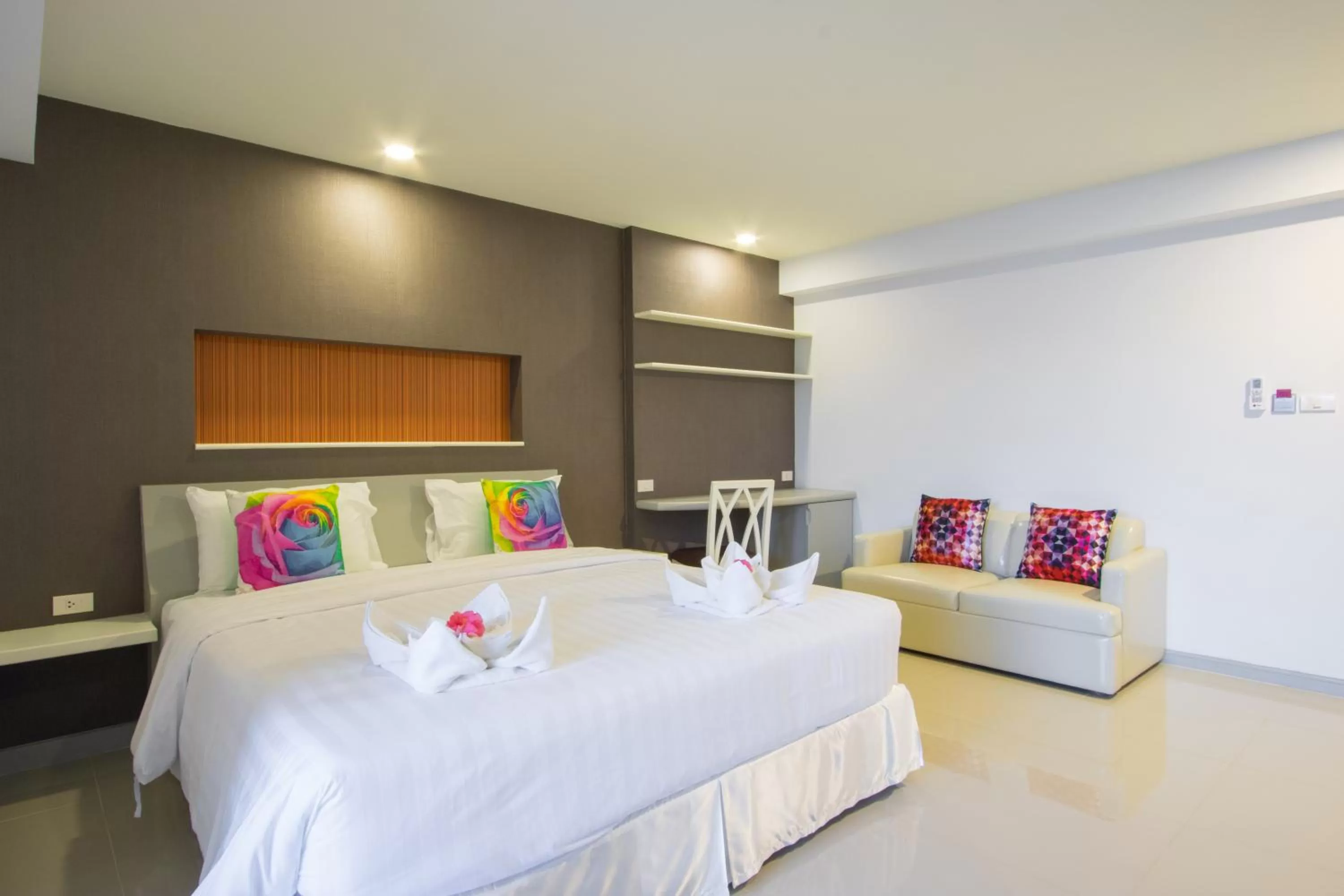 Deluxe Double or Twin Room in Chateau de Sukhumvit