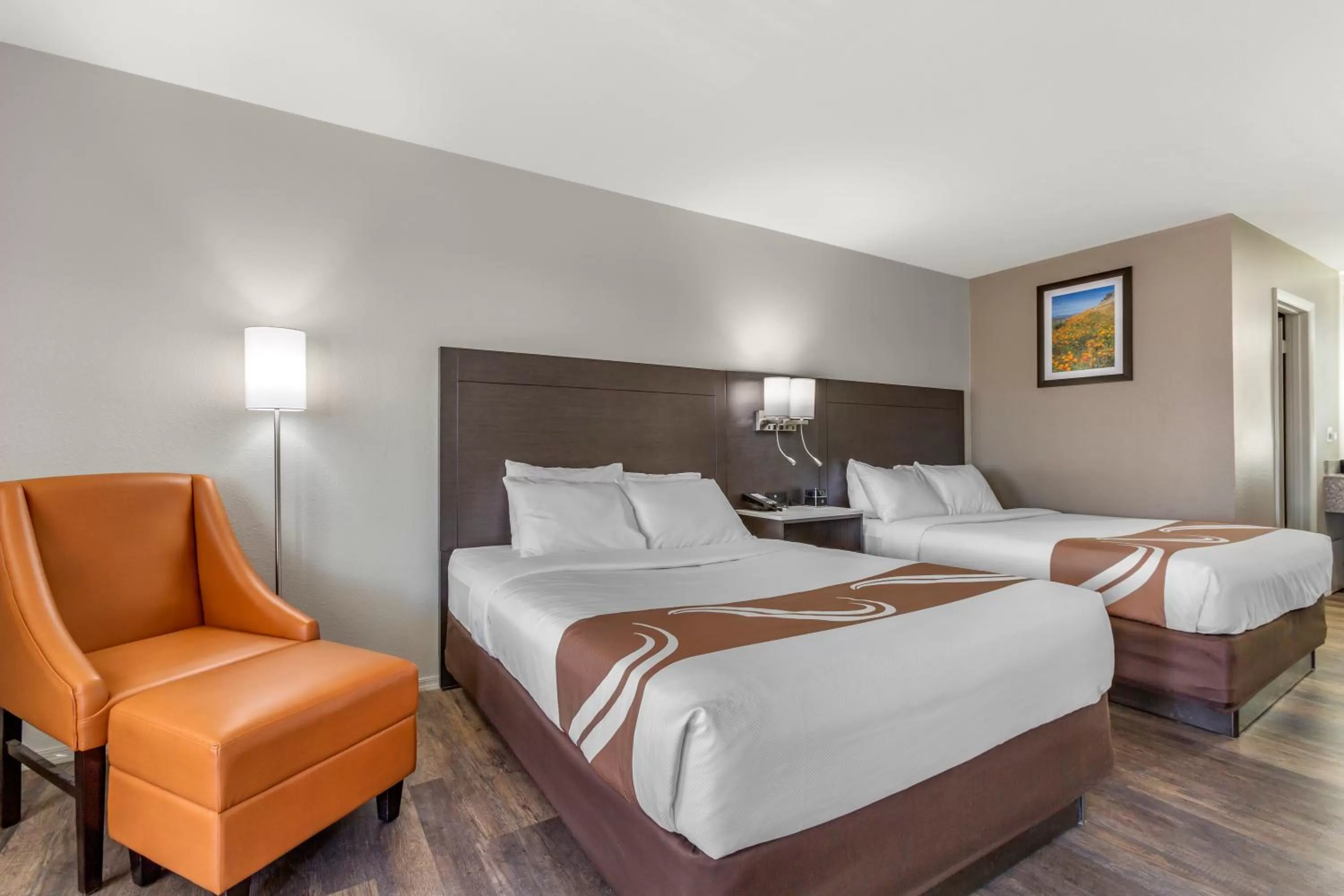 Queen Room with Two Queen Beds and Roll in Shower - Accessible/Non-Smoking in Quality Inn Show Low