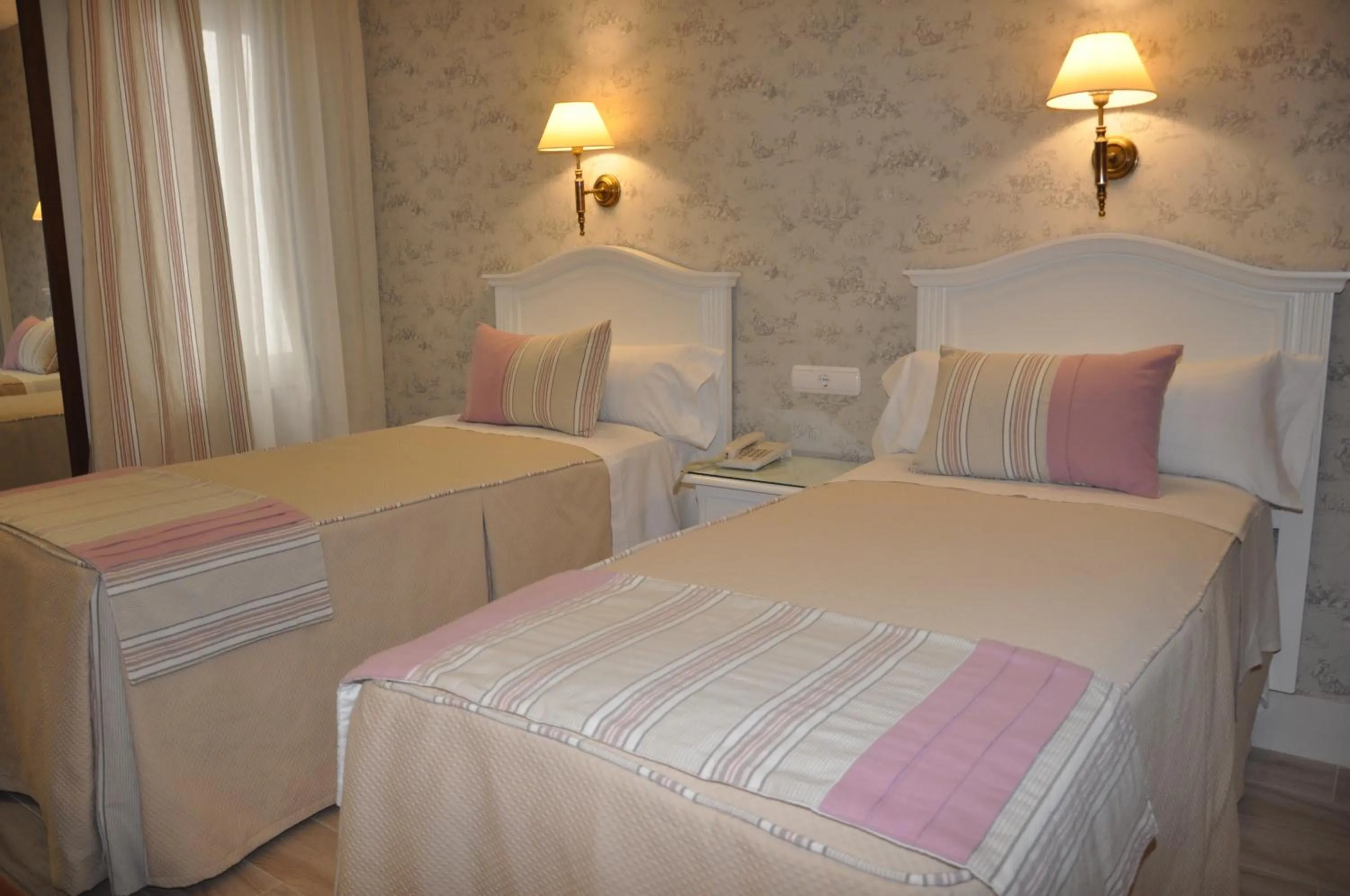 Standard Twin Room in Hotel Selu