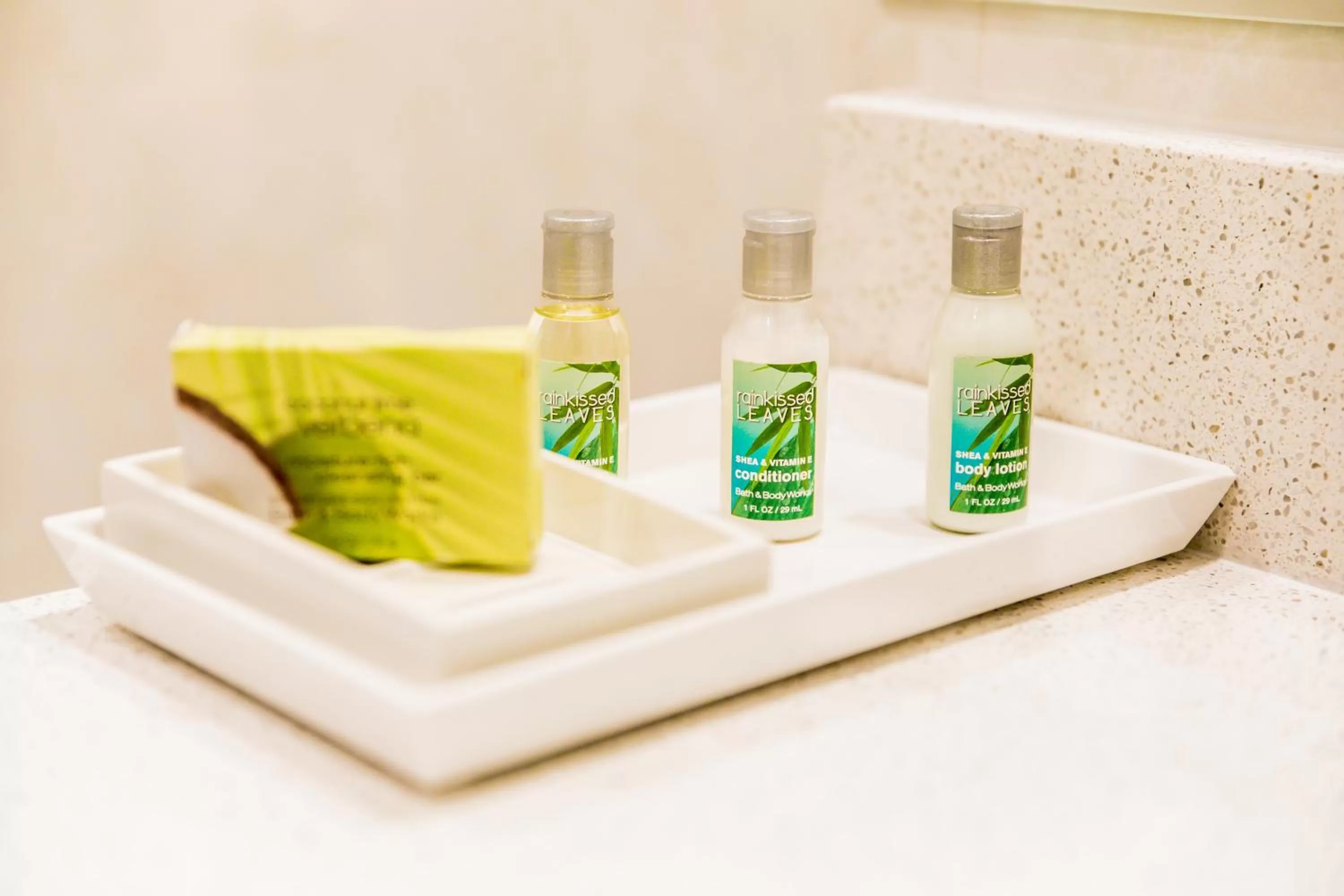 Deluxe Double Room (2 Adults + 1 Child) in The Jamaica Pegasus Hotel