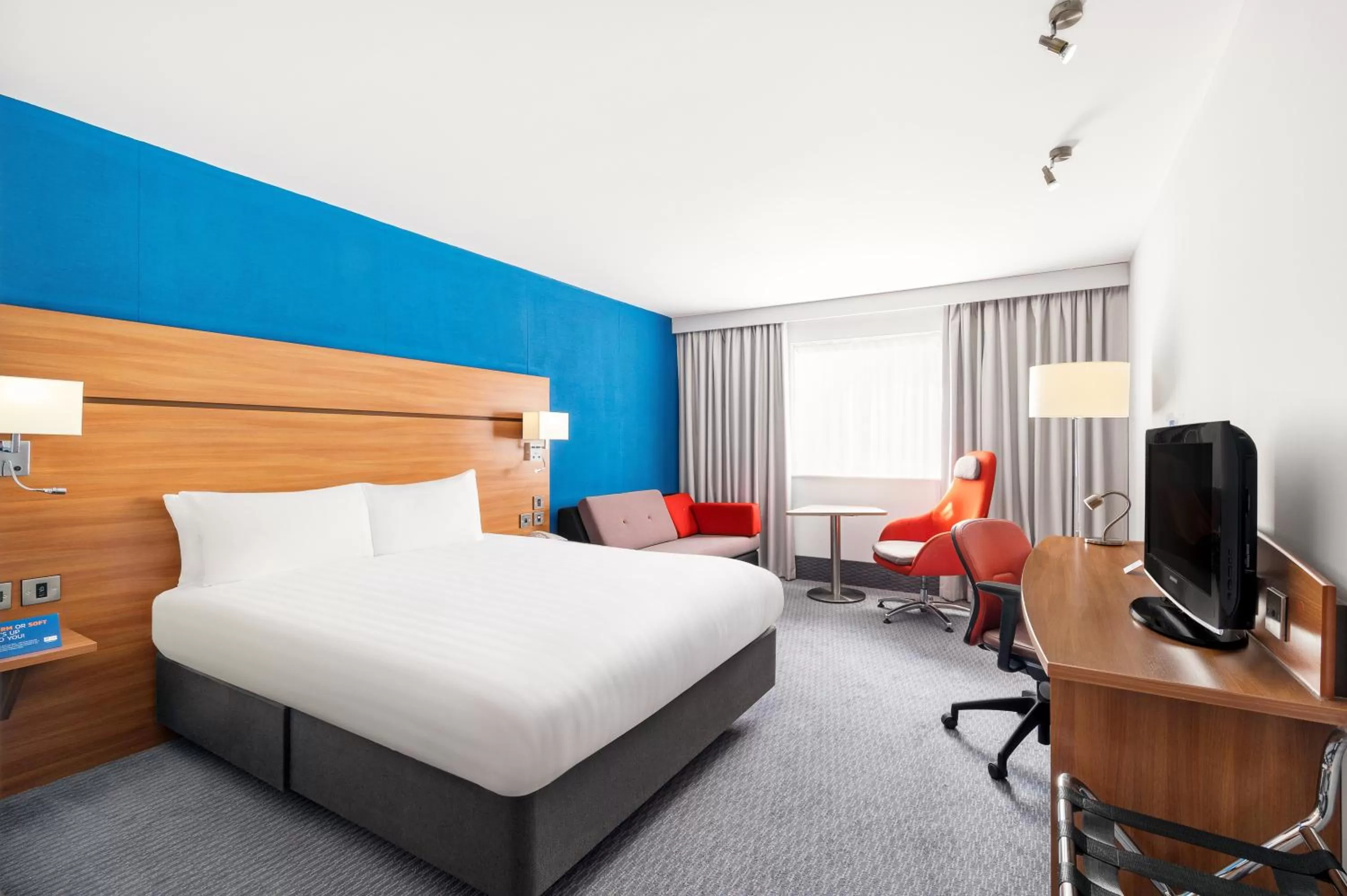 Standard Double Room with Sofa Bed and Free Hot Breakfast in Holiday Inn Express Braintree by IHG