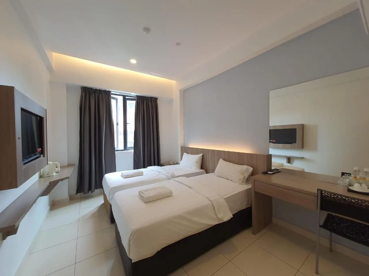 Superior Twin Room in Hotel Golden View Nilai