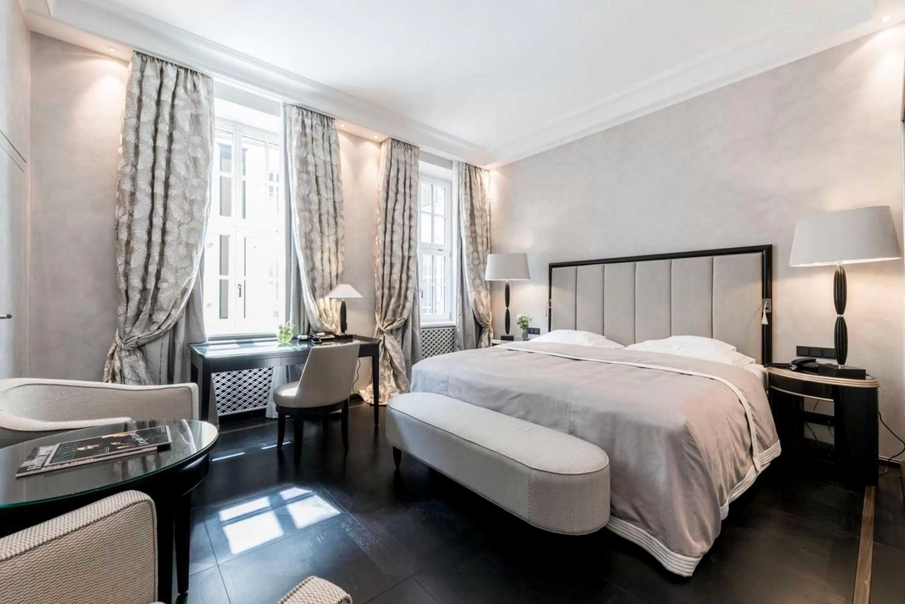 Superior Double Room in Hotel Bayerischer Hof